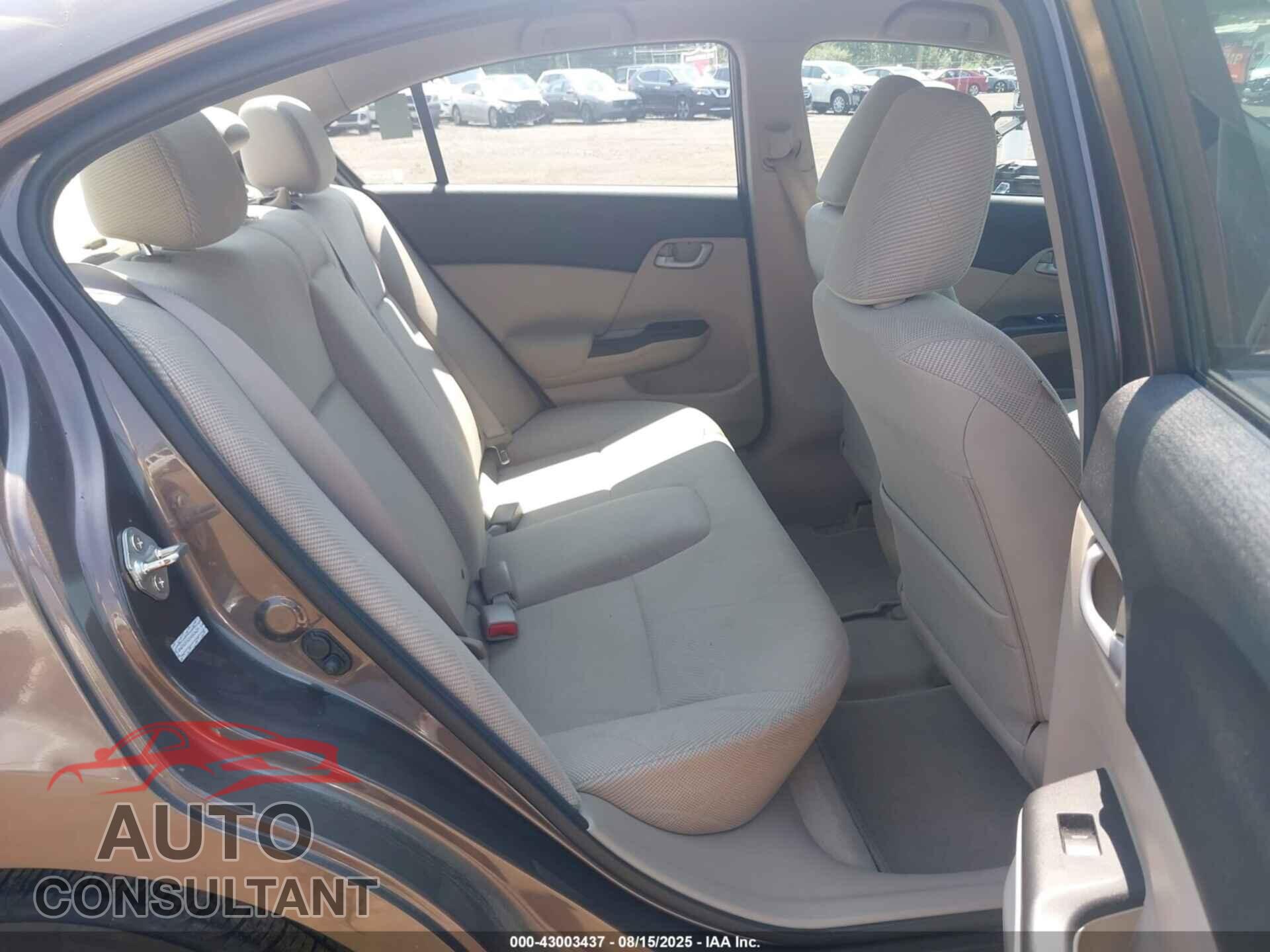 HONDA CIVIC 2012 - 2HGFB2F52CH503629