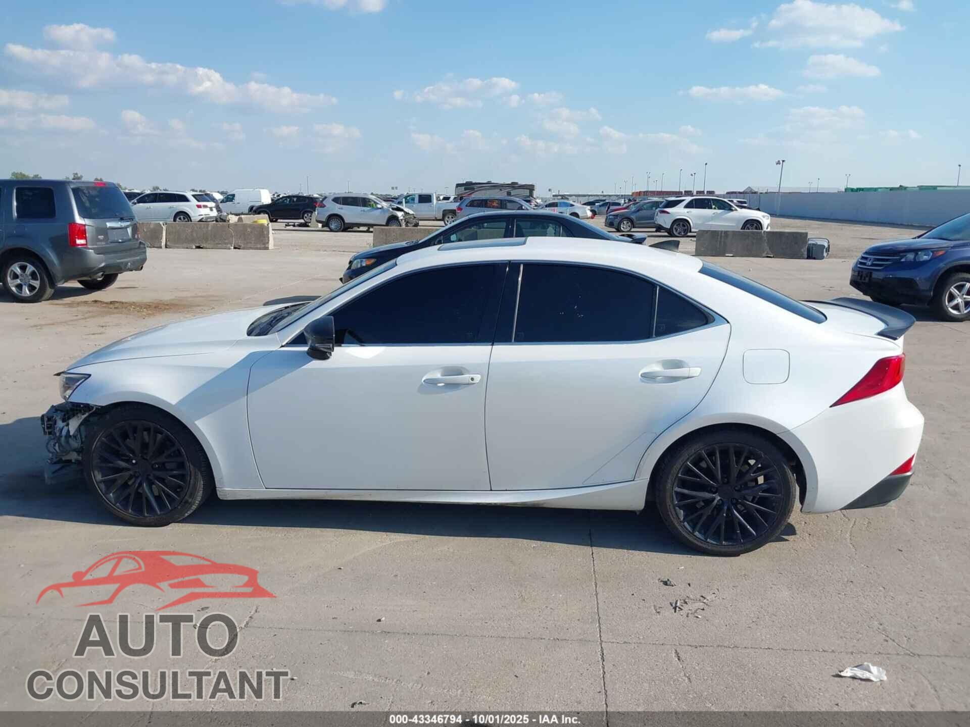 LEXUS IS 200T 2017 - JTHBA1D21H5043136