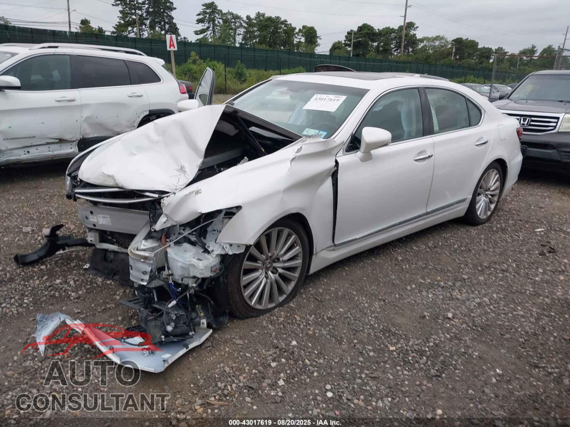 LEXUS LS 460 2017 - JTHCL5EF2H5028376