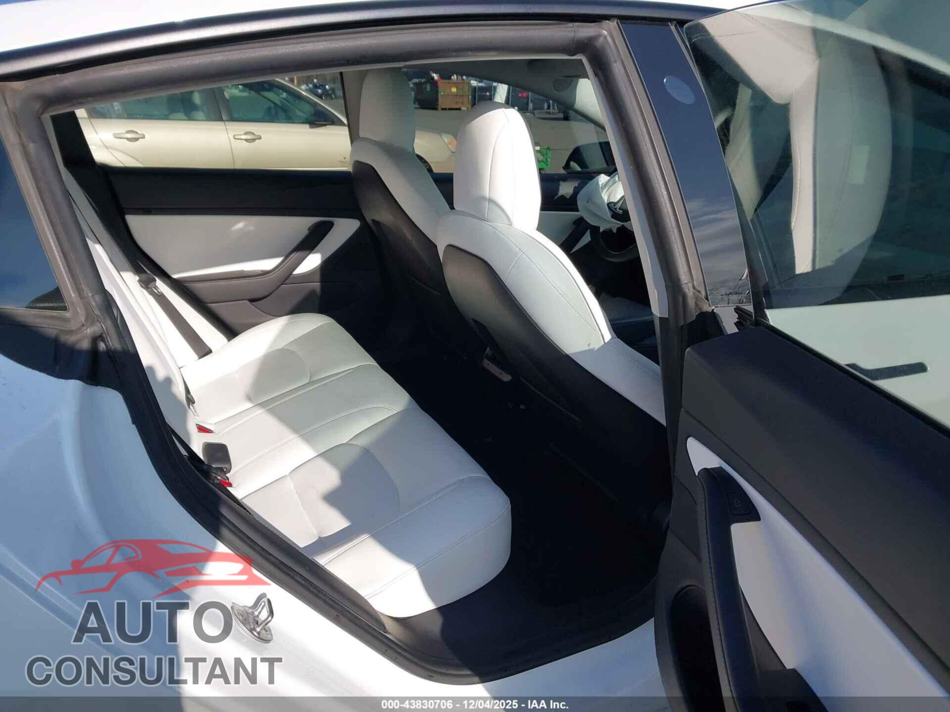 TESLA MODEL 3 2021 - 5YJ3E1EA6MF853760