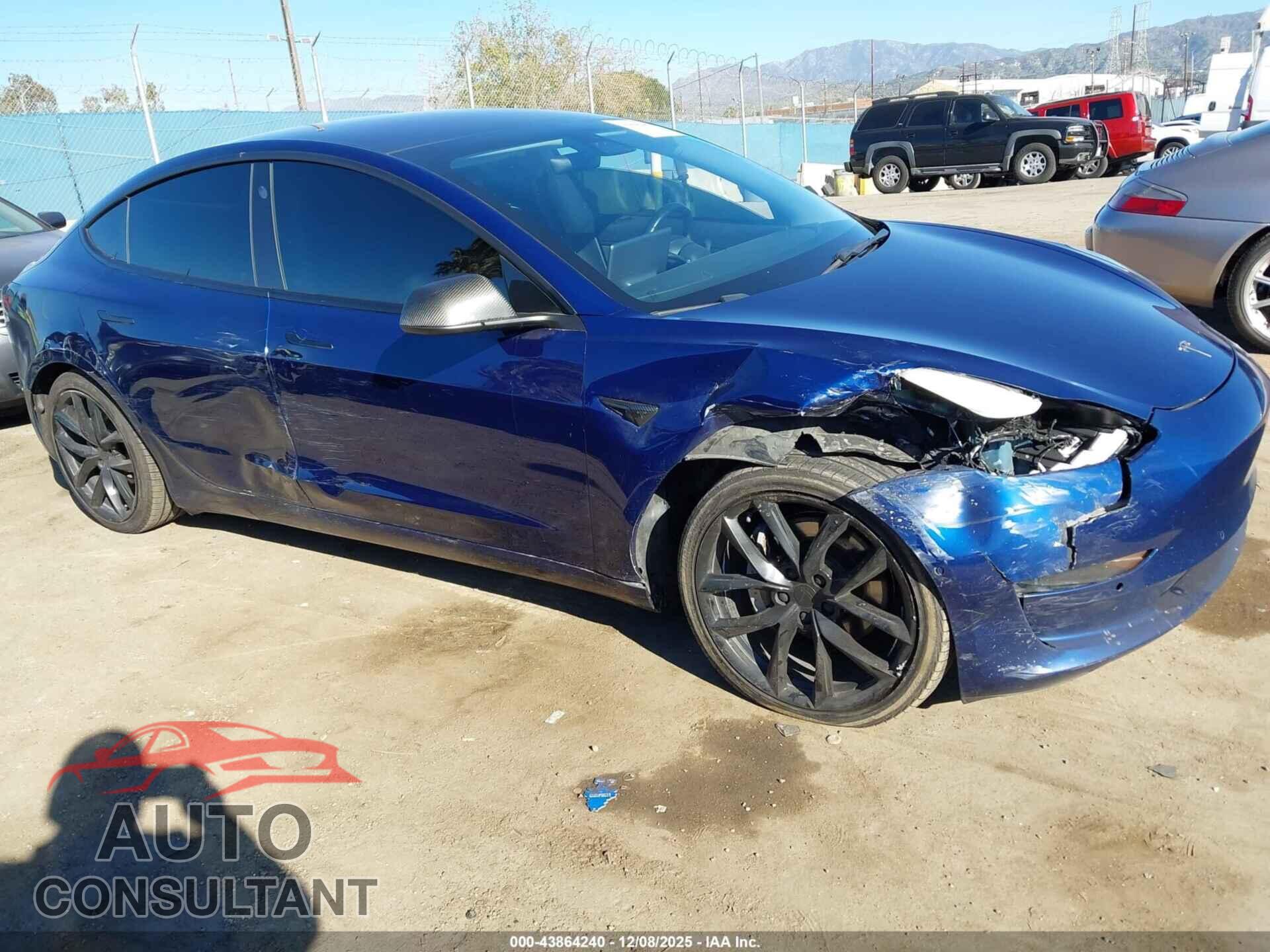 TESLA MODEL 3 2018 - 5YJ3E1EA3JF015598