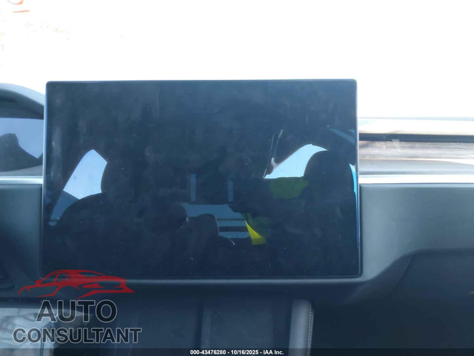 TESLA MODEL X 2023 - 7SAXCBE59PF376507