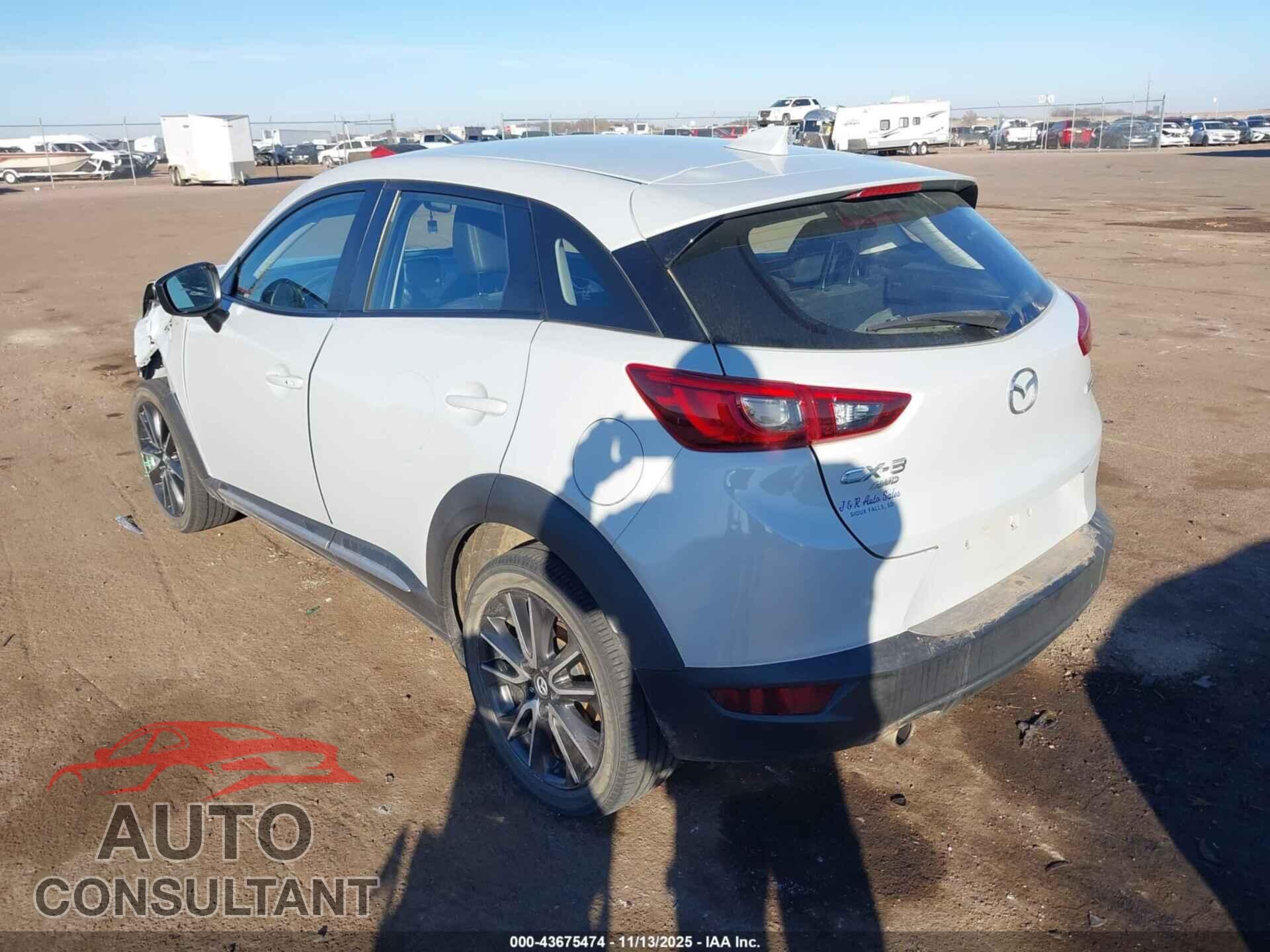 MAZDA CX-3 2017 - JM1DKFD77H0154206