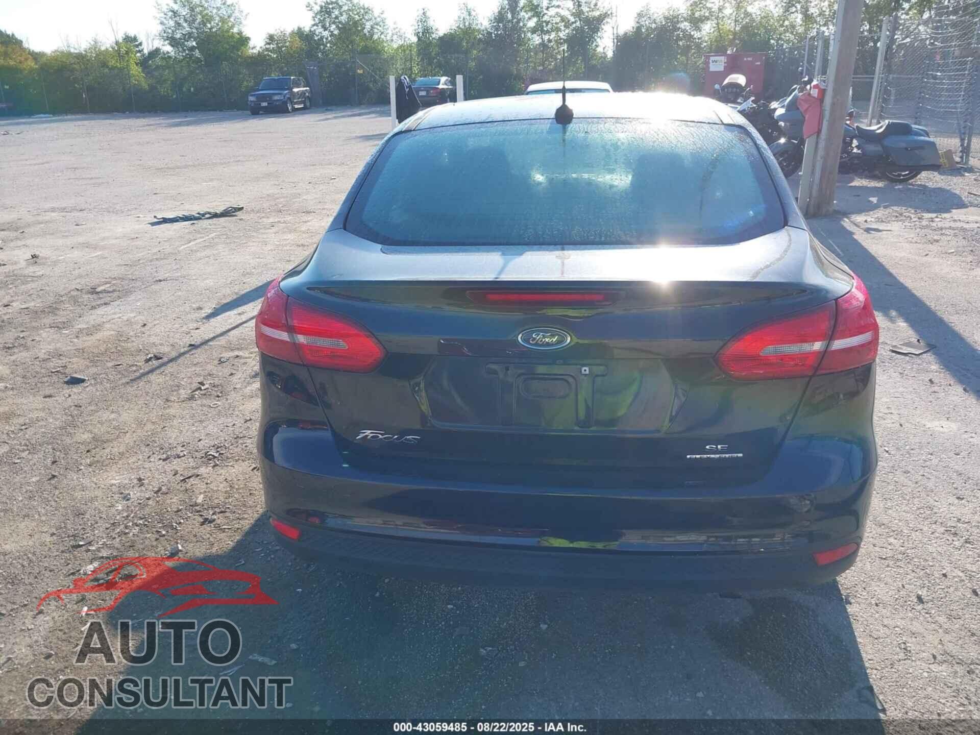 FORD FOCUS 2015 - 1FADP3F2XFL254500