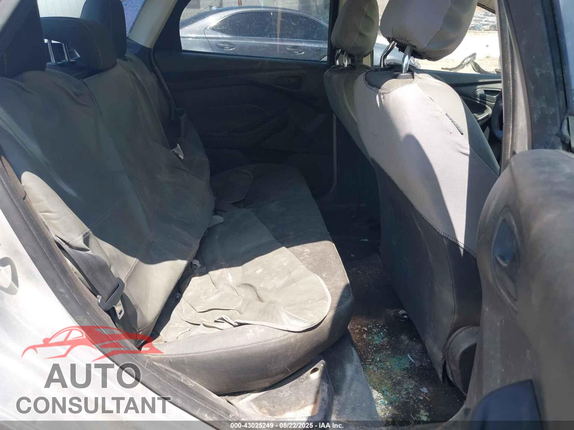 FORD FOCUS 2012 - 1FAHP3E21CL227815