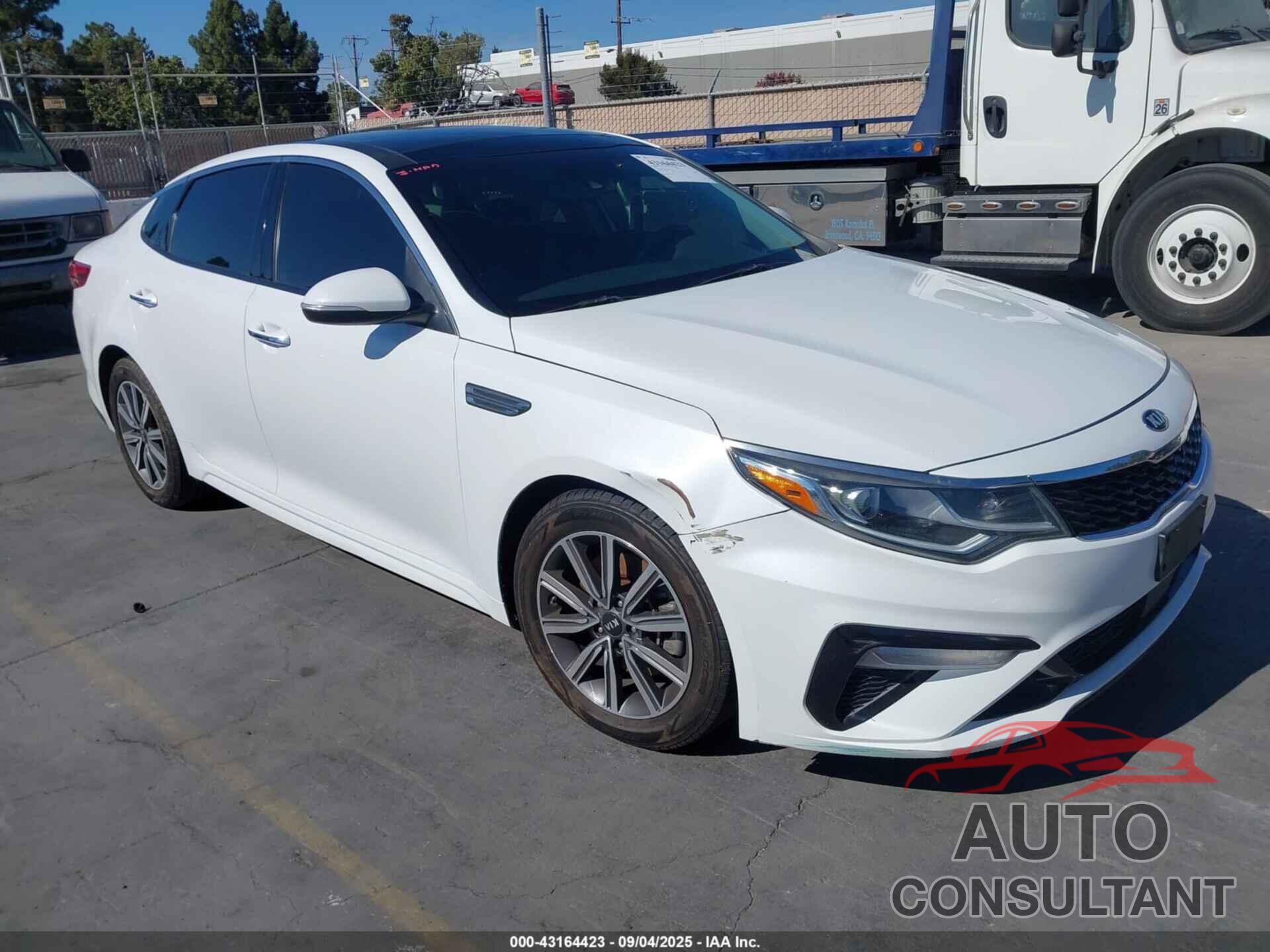KIA OPTIMA 2019 - 5XXGU4L1XKG304145
