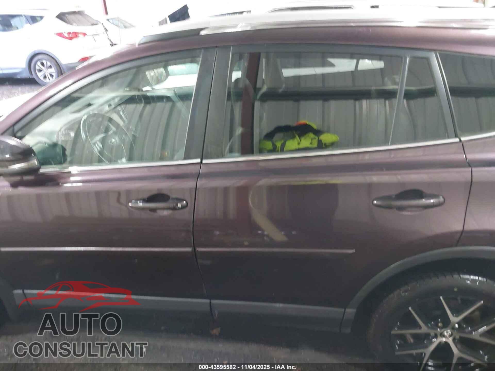TOYOTA RAV4 2016 - 2T3JFREV9GW483473