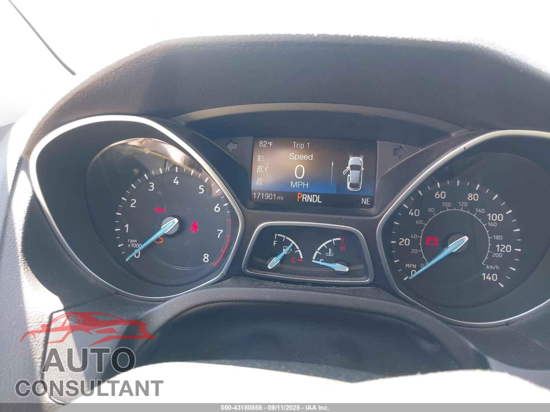 FORD FOCUS 2017 - 1FADP3F21HL321858