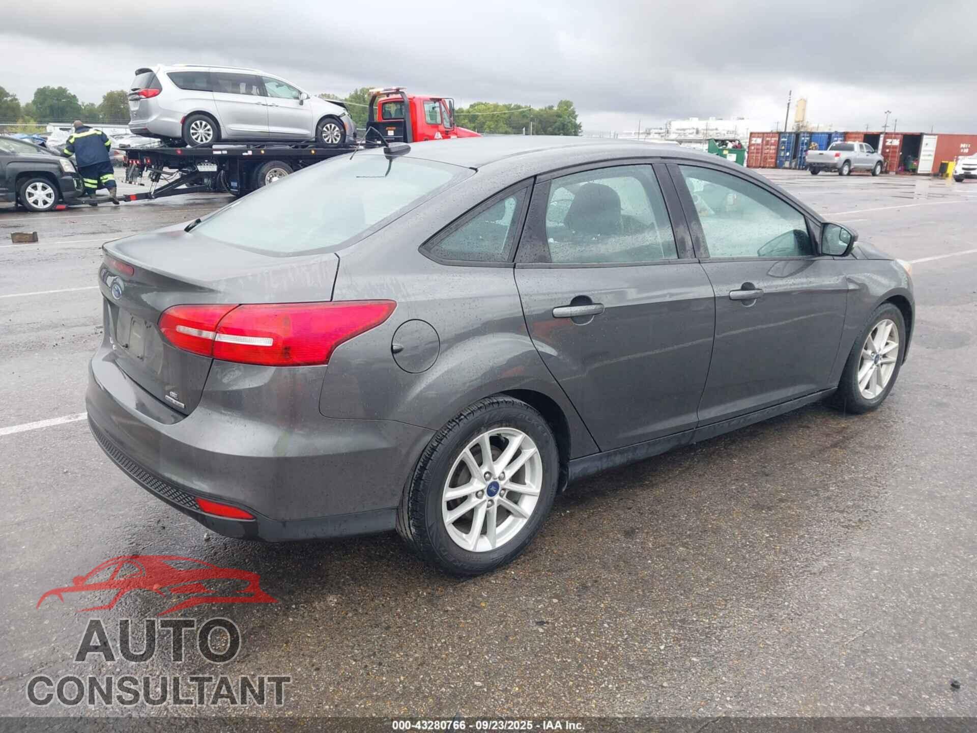 FORD FOCUS 2016 - 1FADP3F23GL305949