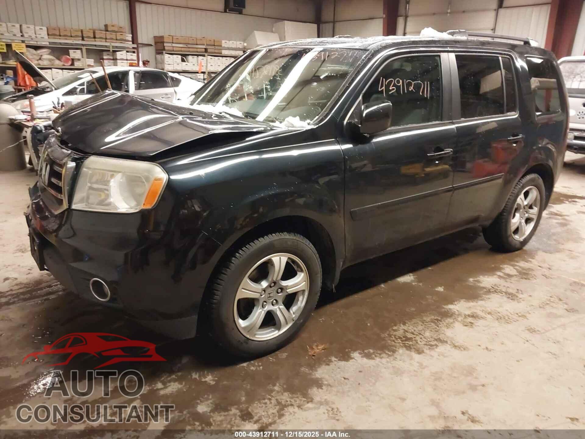 HONDA PILOT 2015 - 5FNYF4H57FB003447