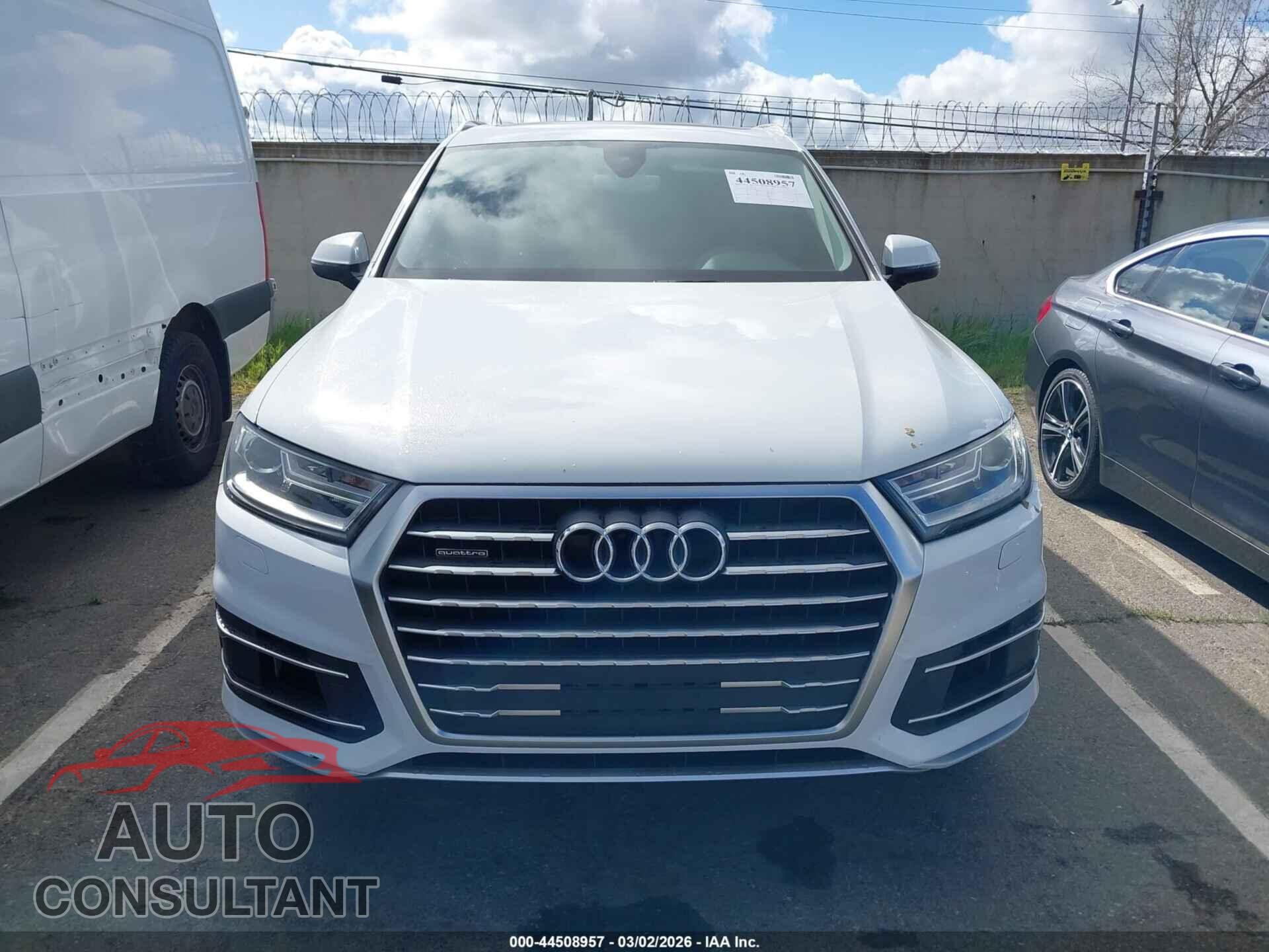 AUDI Q7 2017 - WA1AAAF76HD005245