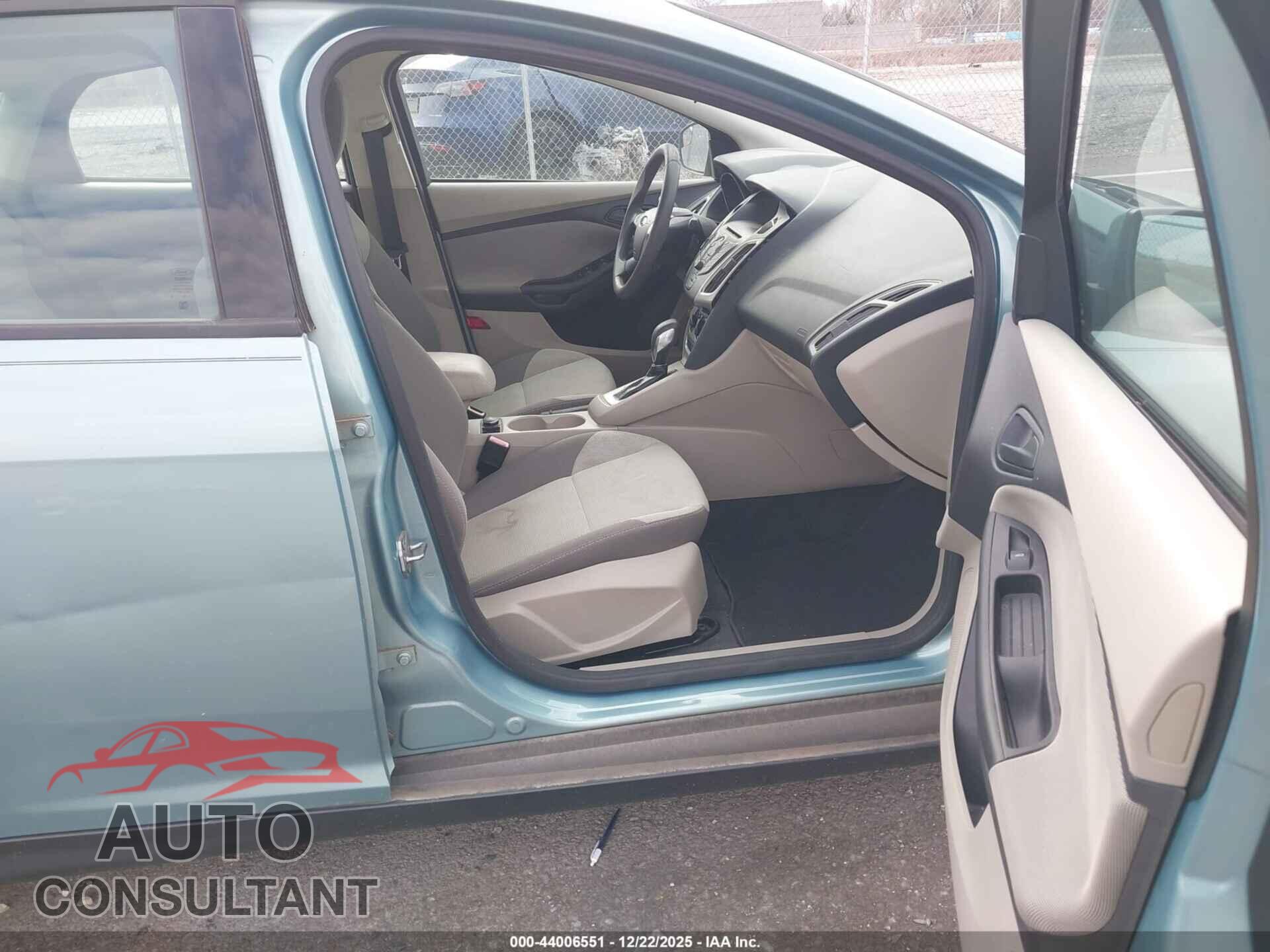 FORD FOCUS 2012 - 1FAHP3F29CL290045