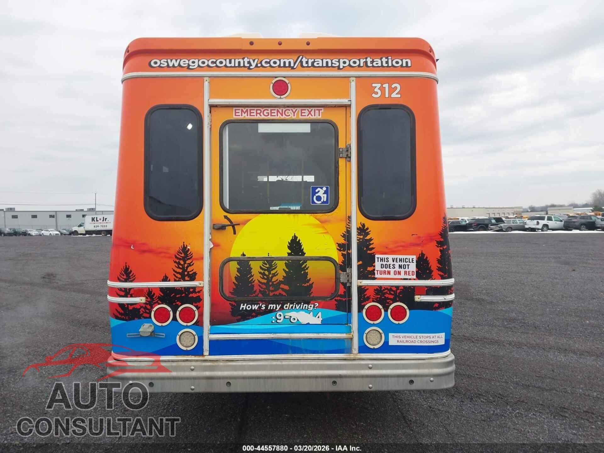 FORD E-450 CUTAWAY 2017 - 1FDFE4FS2HDC20705