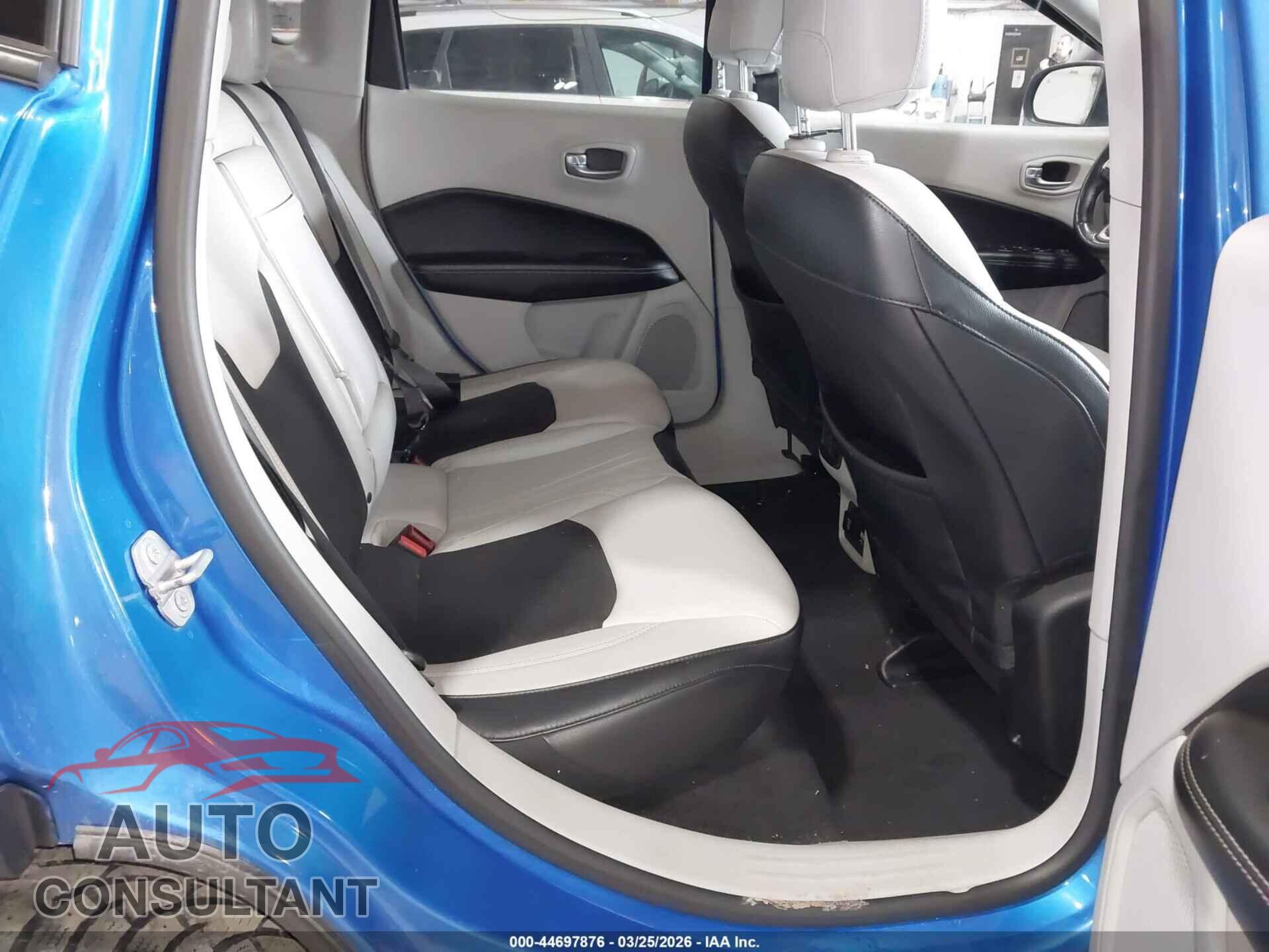 JEEP NEW COMPASS 2017 - 3C4NJDBB4HT641675