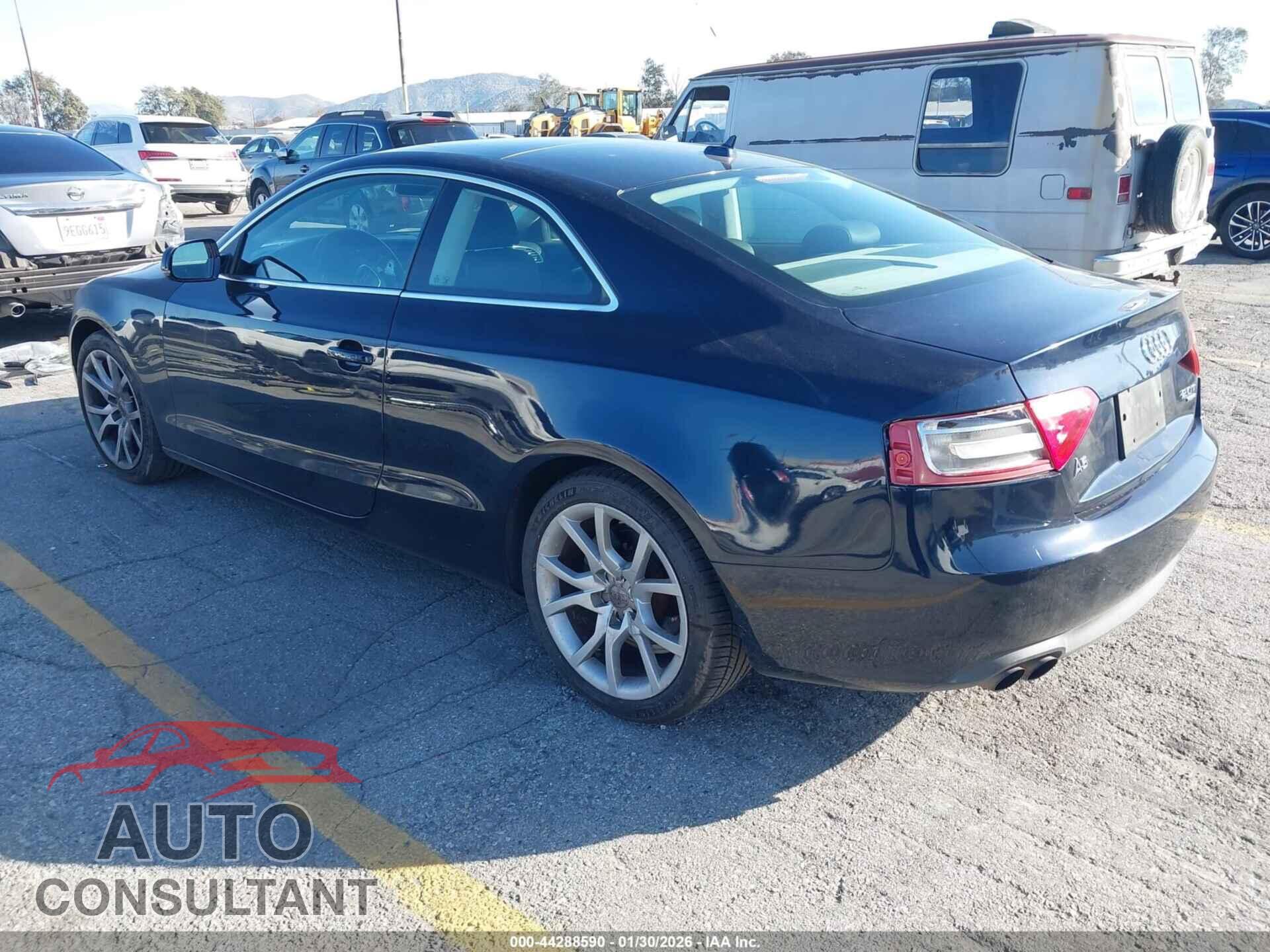 AUDI A5 2011 - WAUCFAFR4BA071753