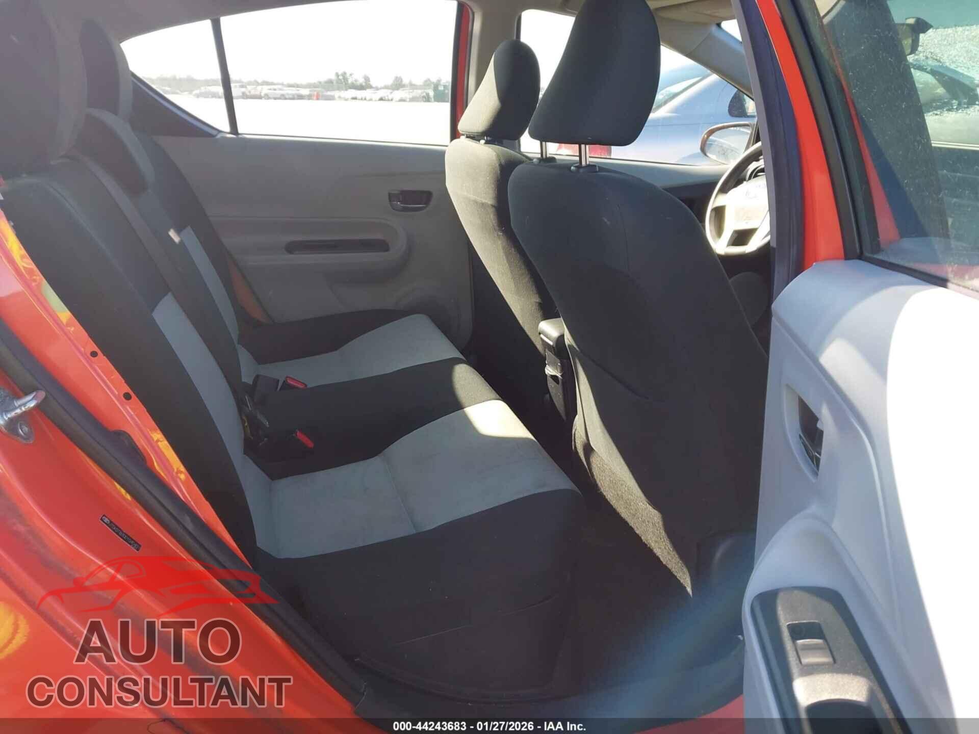 TOYOTA PRIUS C 2013 - JTDKDTB30D1040407
