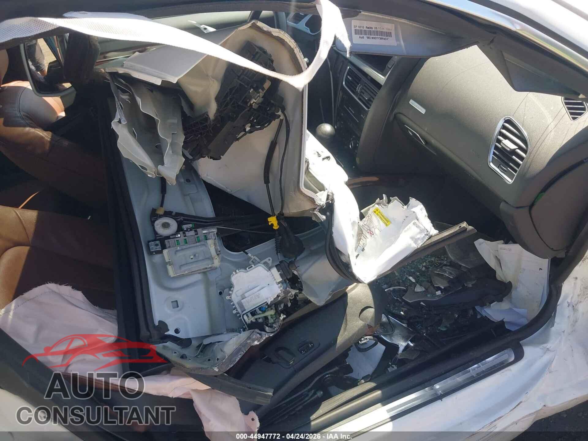AUDI A5 2012 - WAULFAFR8CA022489