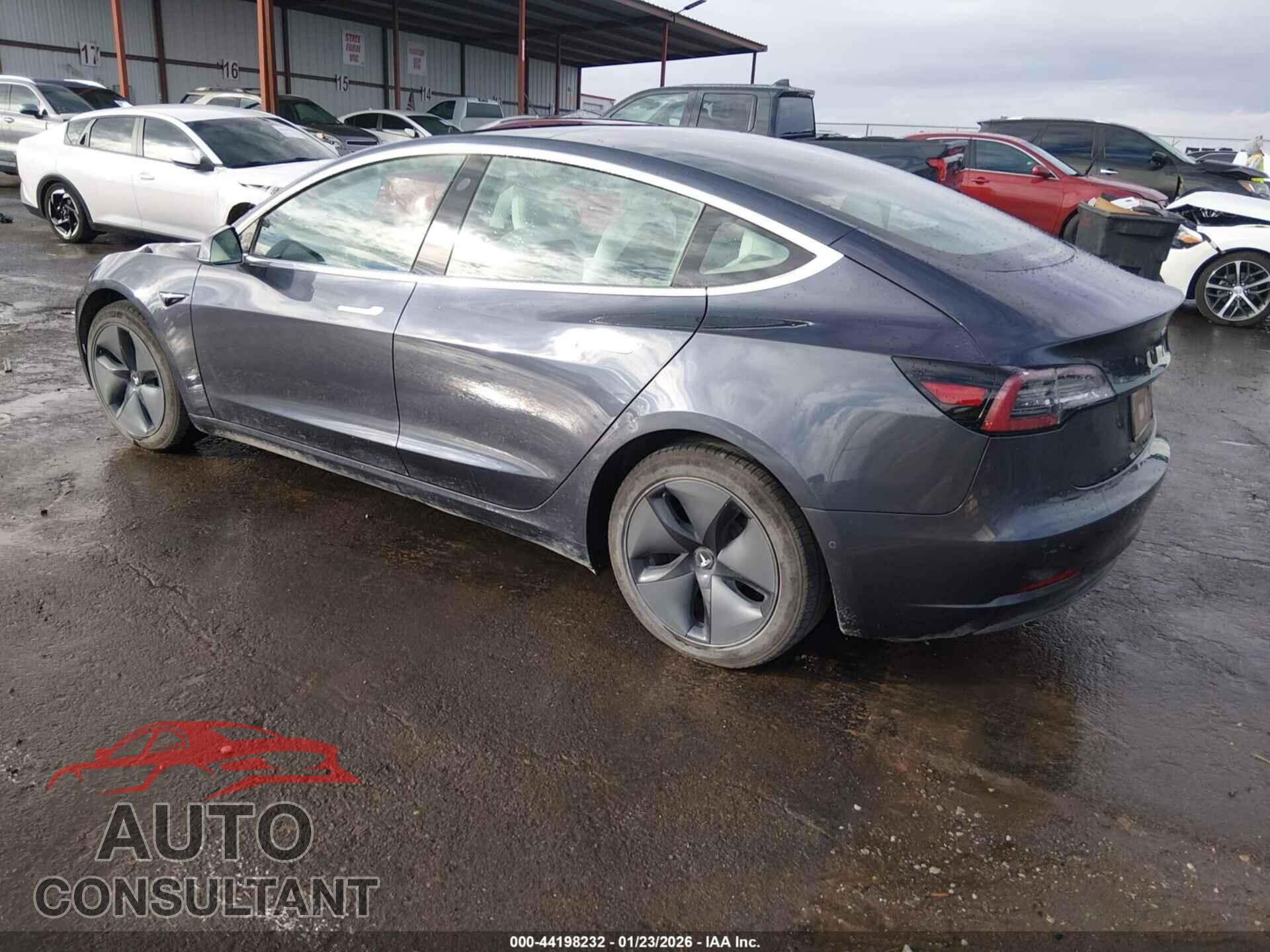 TESLA MODEL 3 2020 - 5YJ3E1EB5LF522076