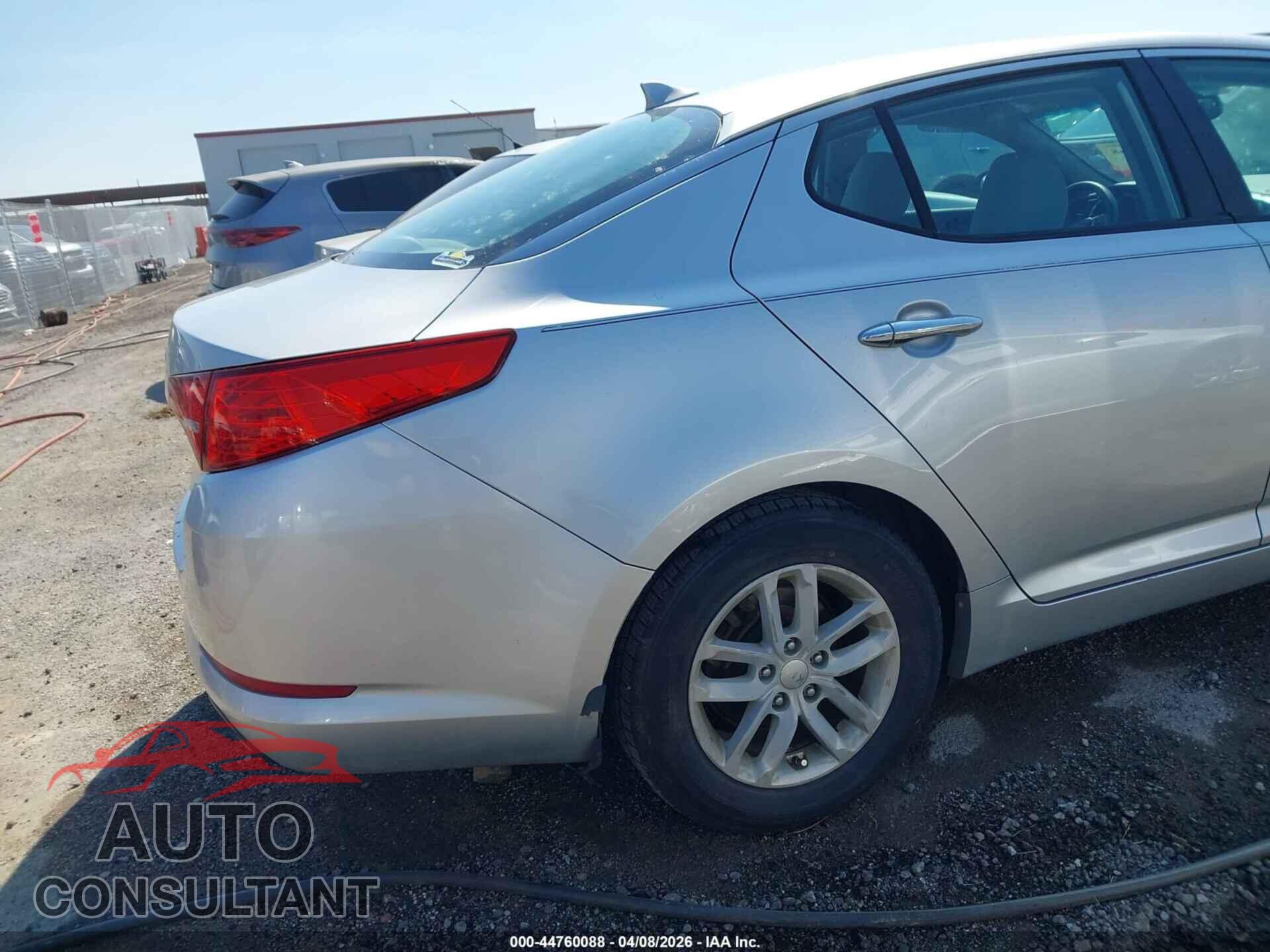 KIA OPTIMA 2013 - KNAGM4A77D5392017