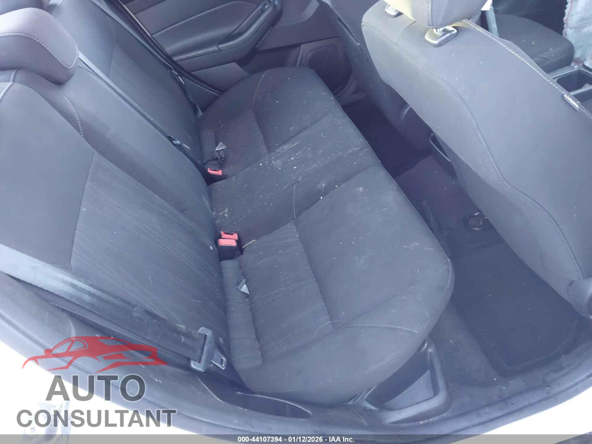 FORD FOCUS 2017 - 1FADP3F29HL276295
