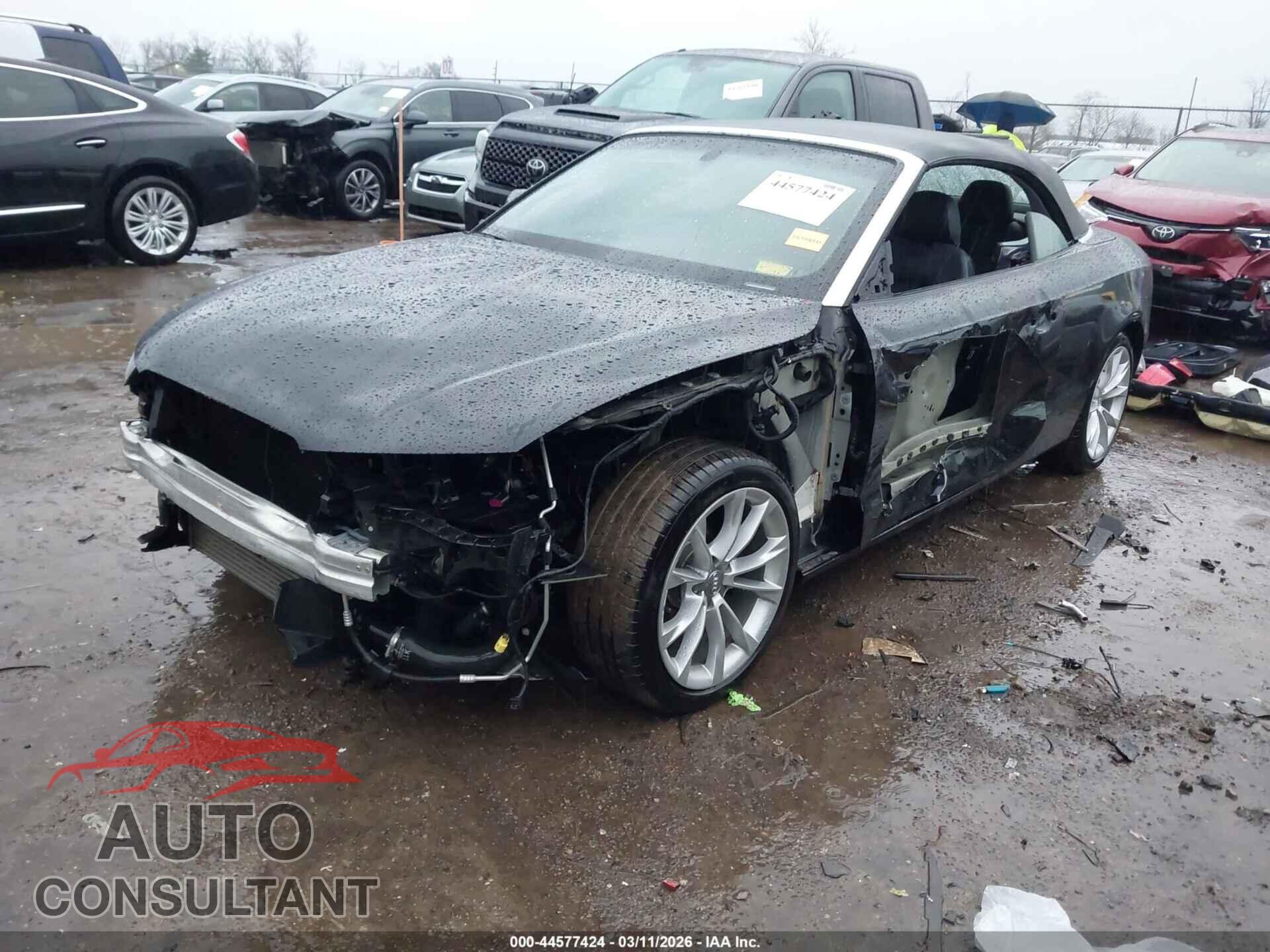 AUDI A5 2013 - WAUVFAFH9DN001337