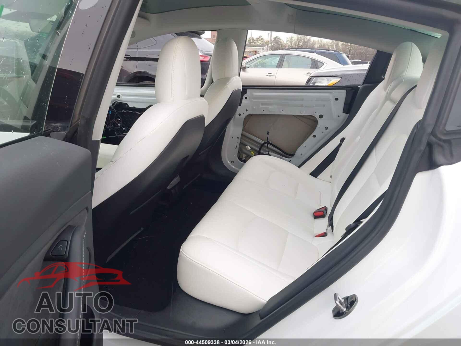 TESLA MODEL 3 2023 - 5YJ3E1EA3PF426802