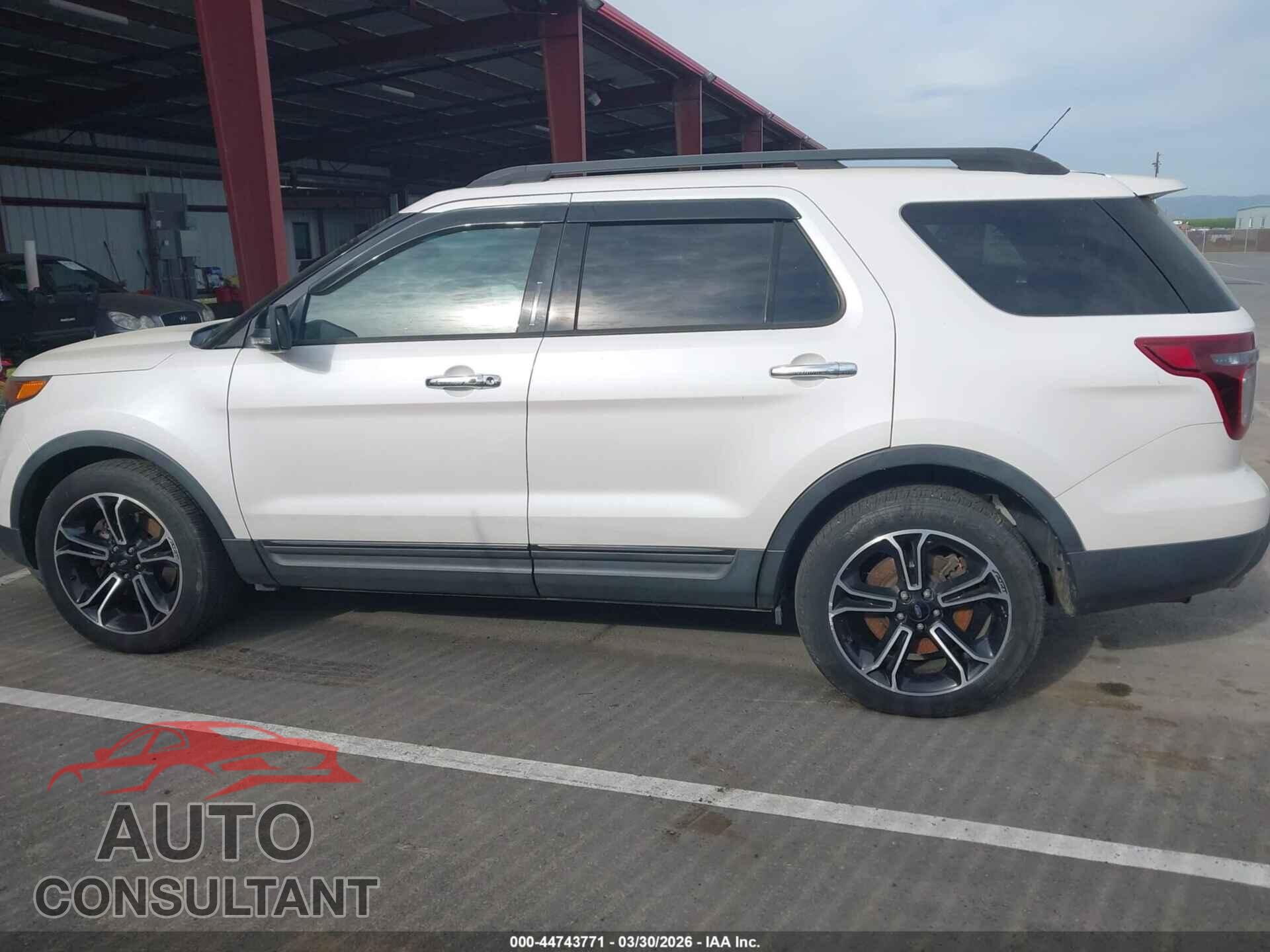 FORD EXPLORER 2013 - 1FM5K8GT6DGC80899