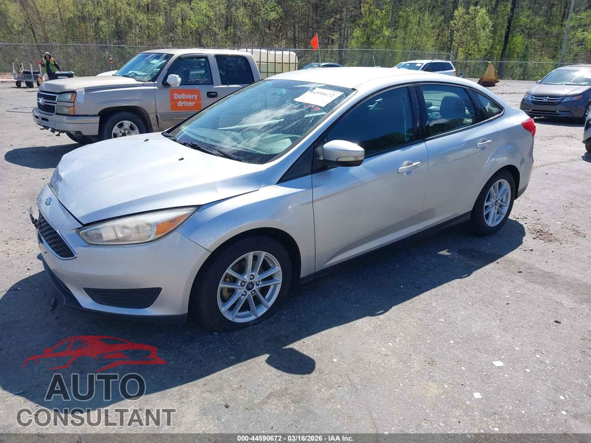 FORD FOCUS 2017 - 1FADP3F29HL315547