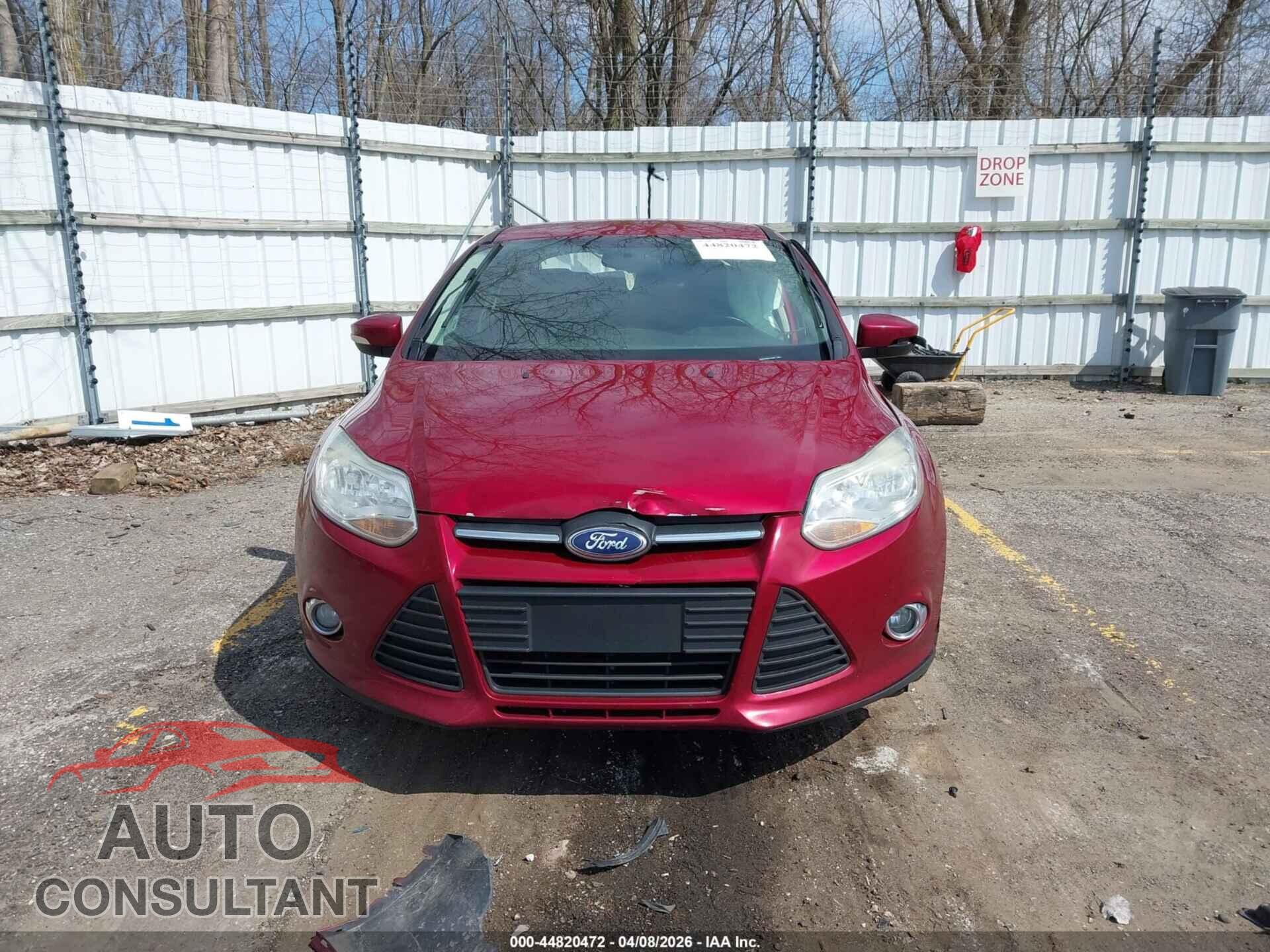 FORD FOCUS 2014 - 1FADP3F23EL214421