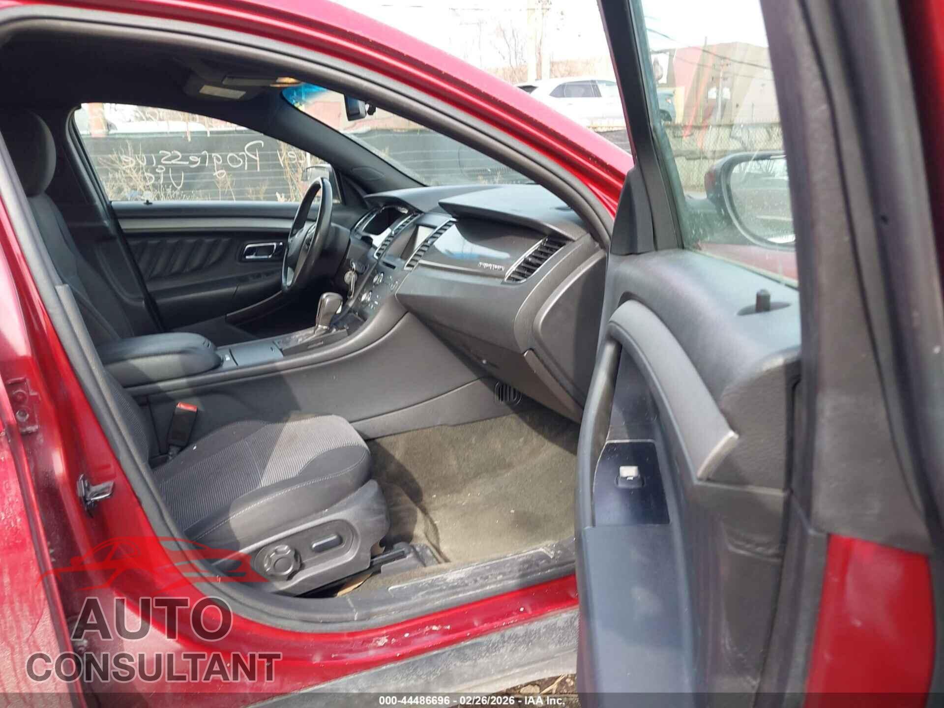 FORD TAURUS 2014 - 1FAHP2E80EG127151
