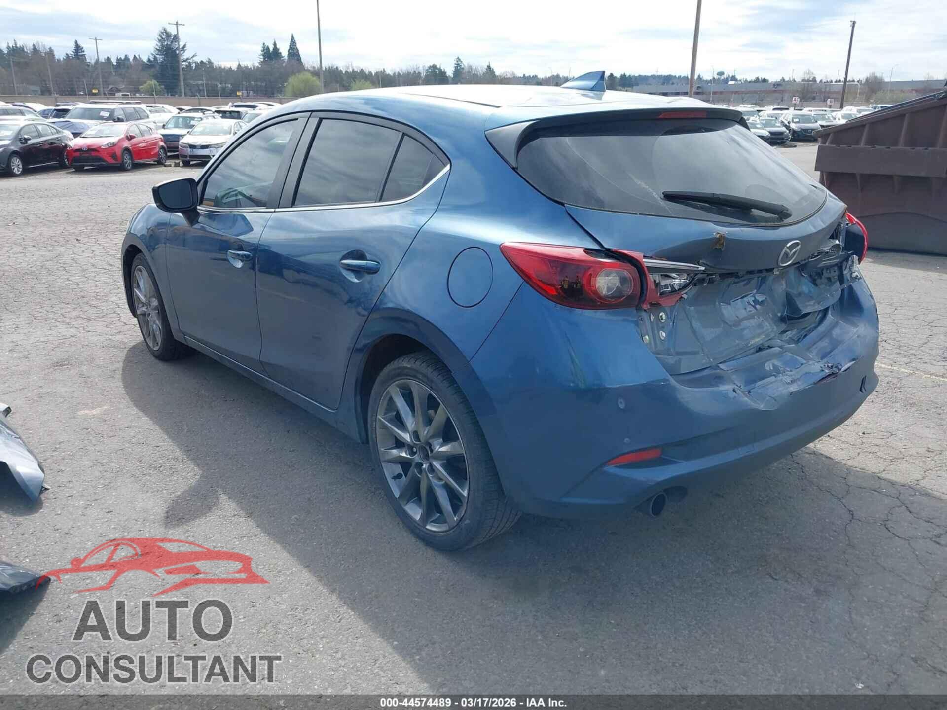 MAZDA MAZDA3 2017 - JM1BN1M31H1130699