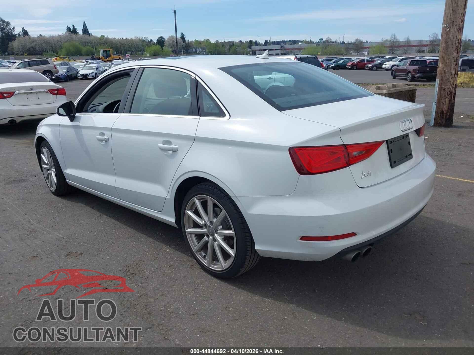 AUDI A3 2015 - WAUACGFF8F1001476