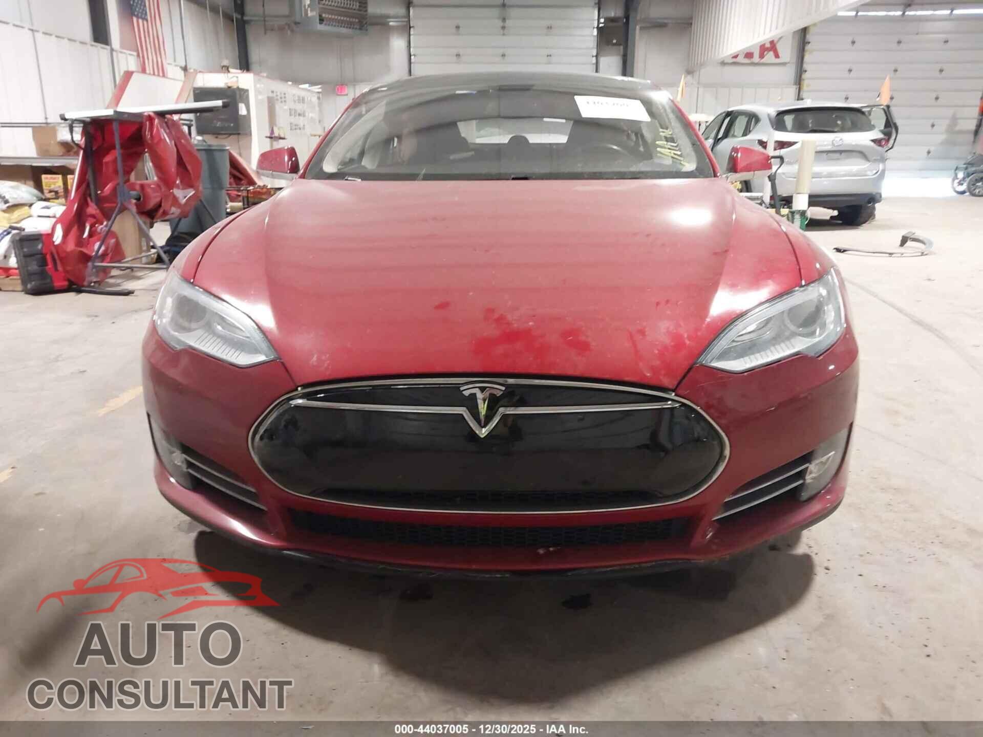 TESLA MODEL S 2014 - 5YJSA1H16EFP39763