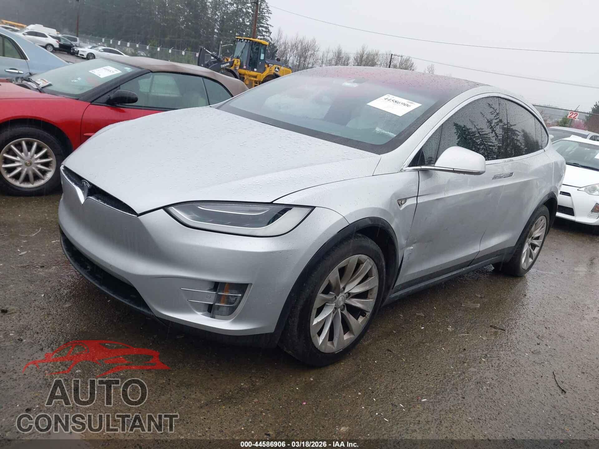 TESLA MODEL X 2016 - 5YJXCBE2XGF005116