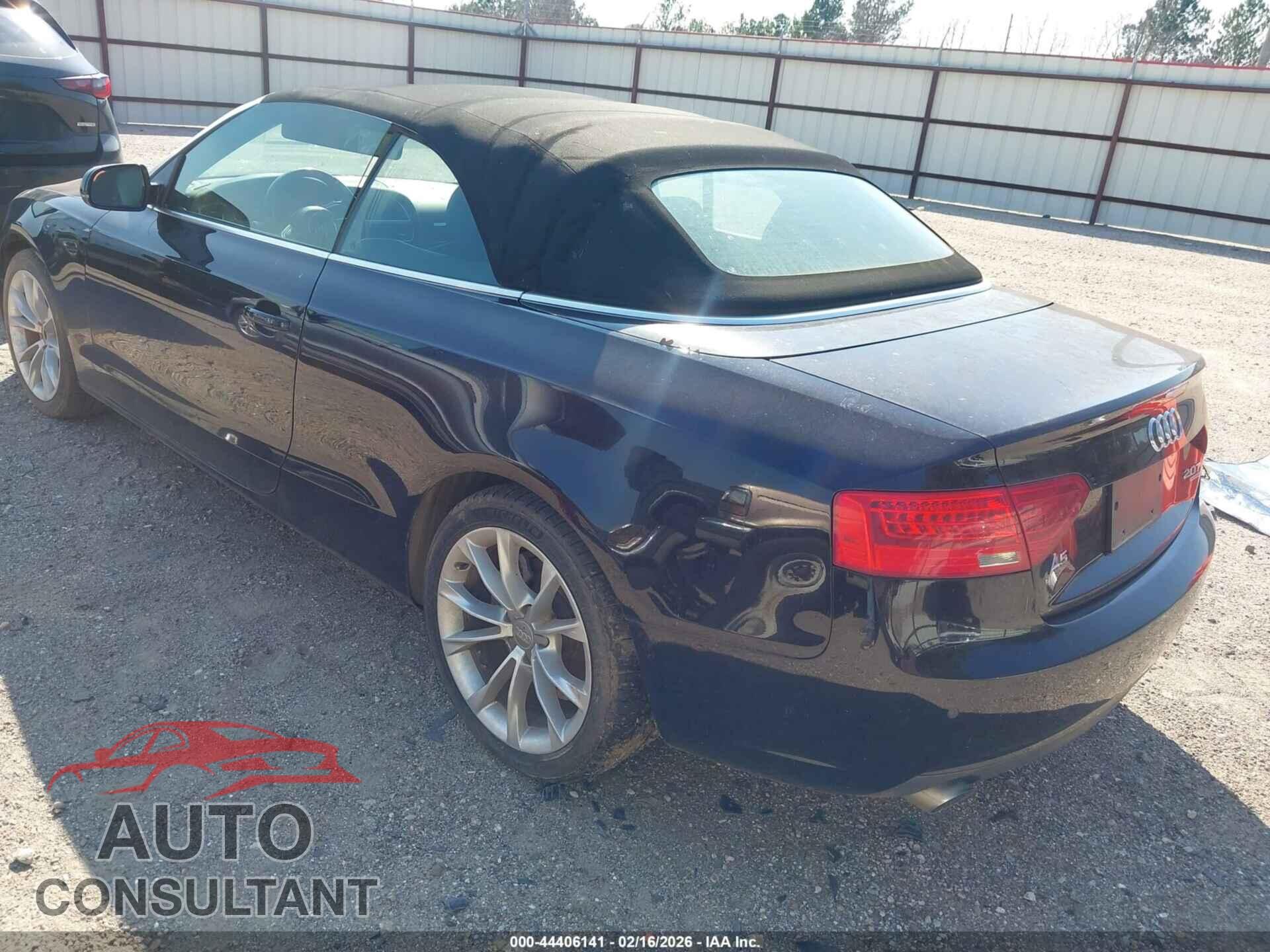 AUDI A5 2013 - WAULFAFH8DN006682