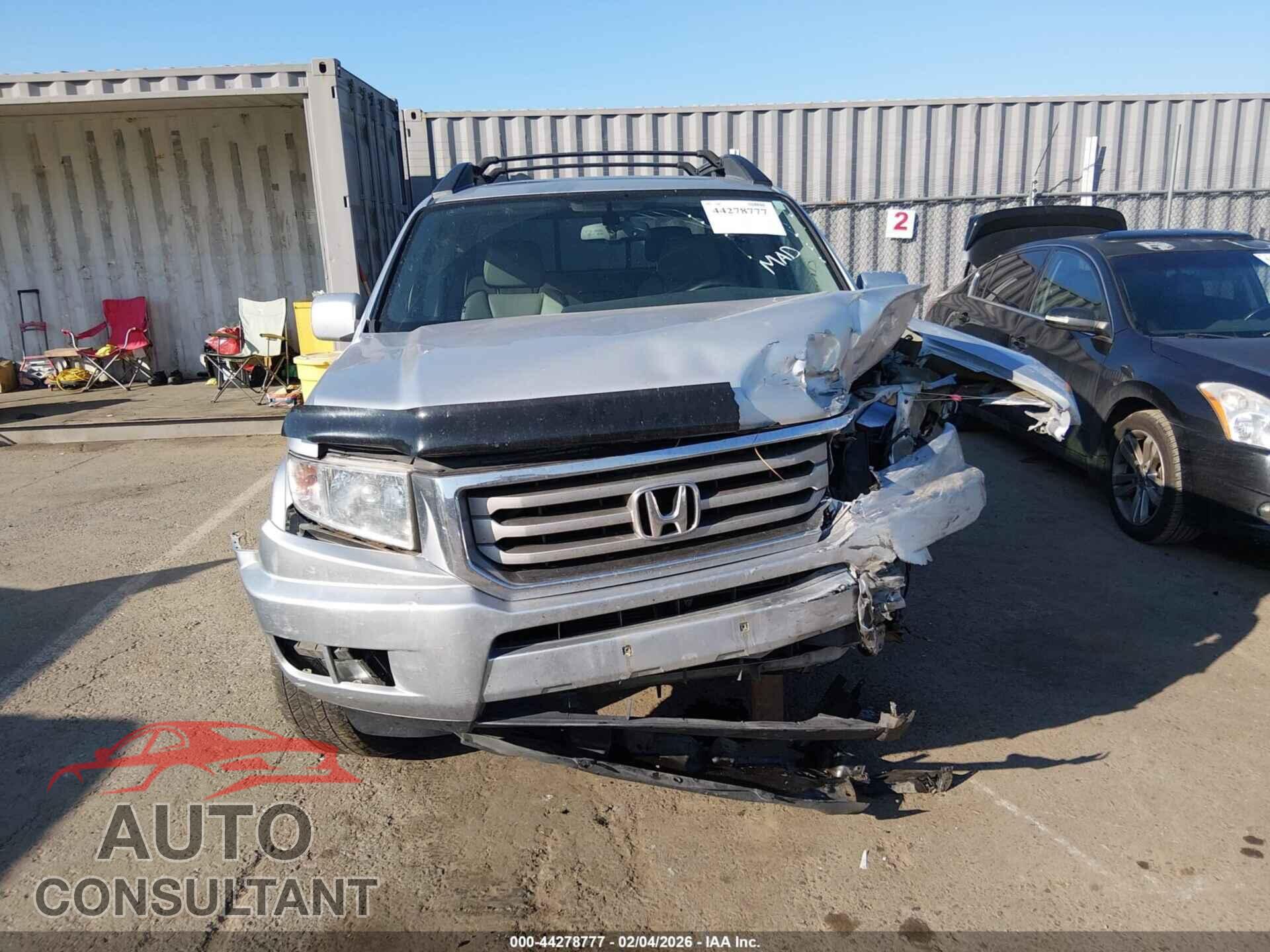 HONDA RIDGELINE 2013 - 5FPYK1F5XDB018316