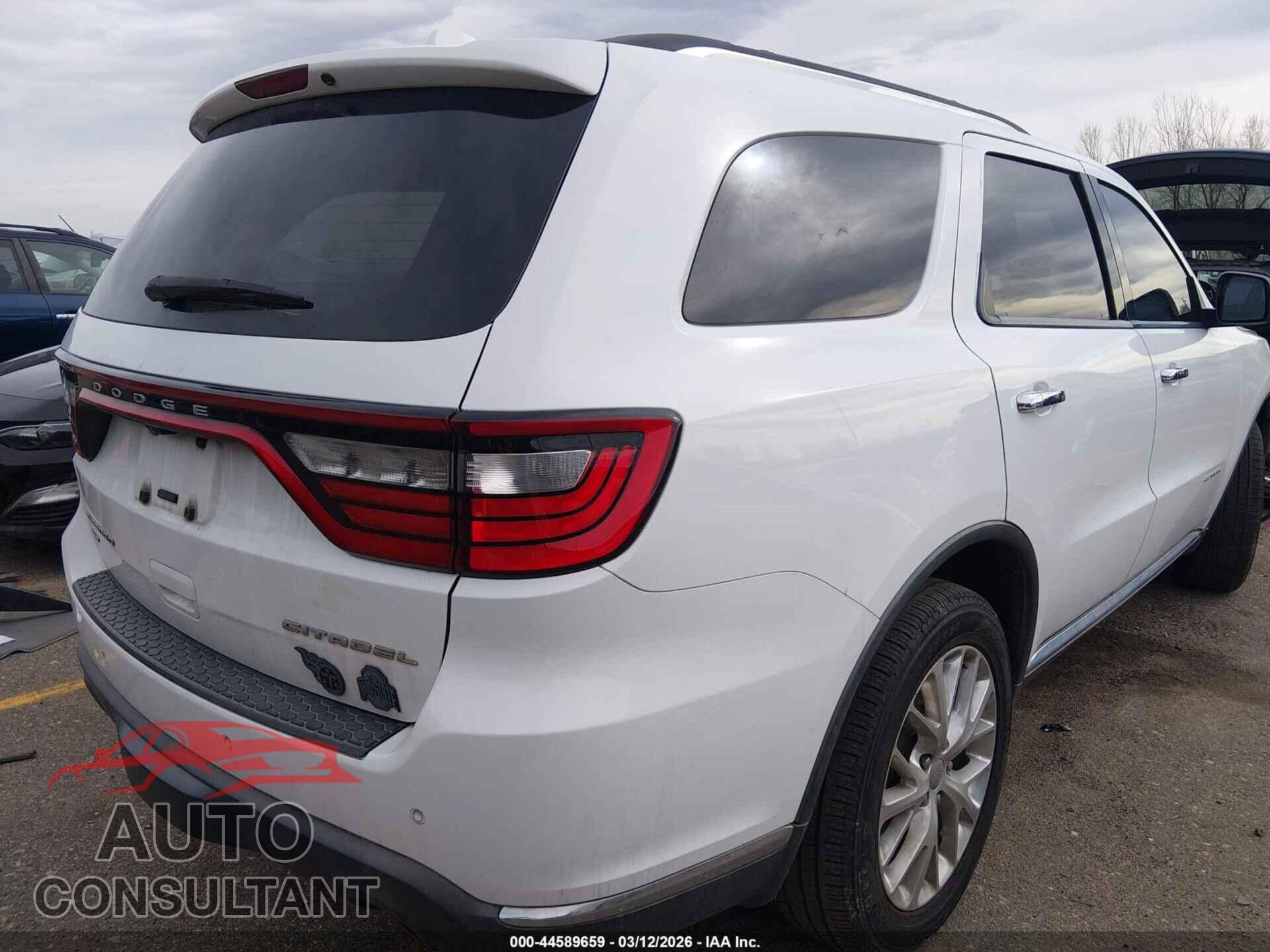 DODGE DURANGO 2015 - 1C4SDJET9FC202994