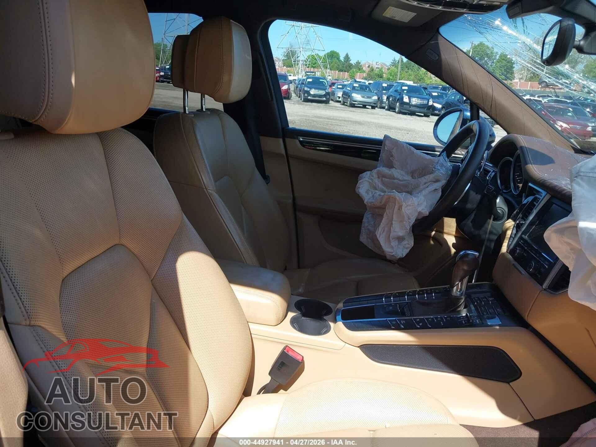 PORSCHE MACAN 2016 - WP1AB2A59GLB51012