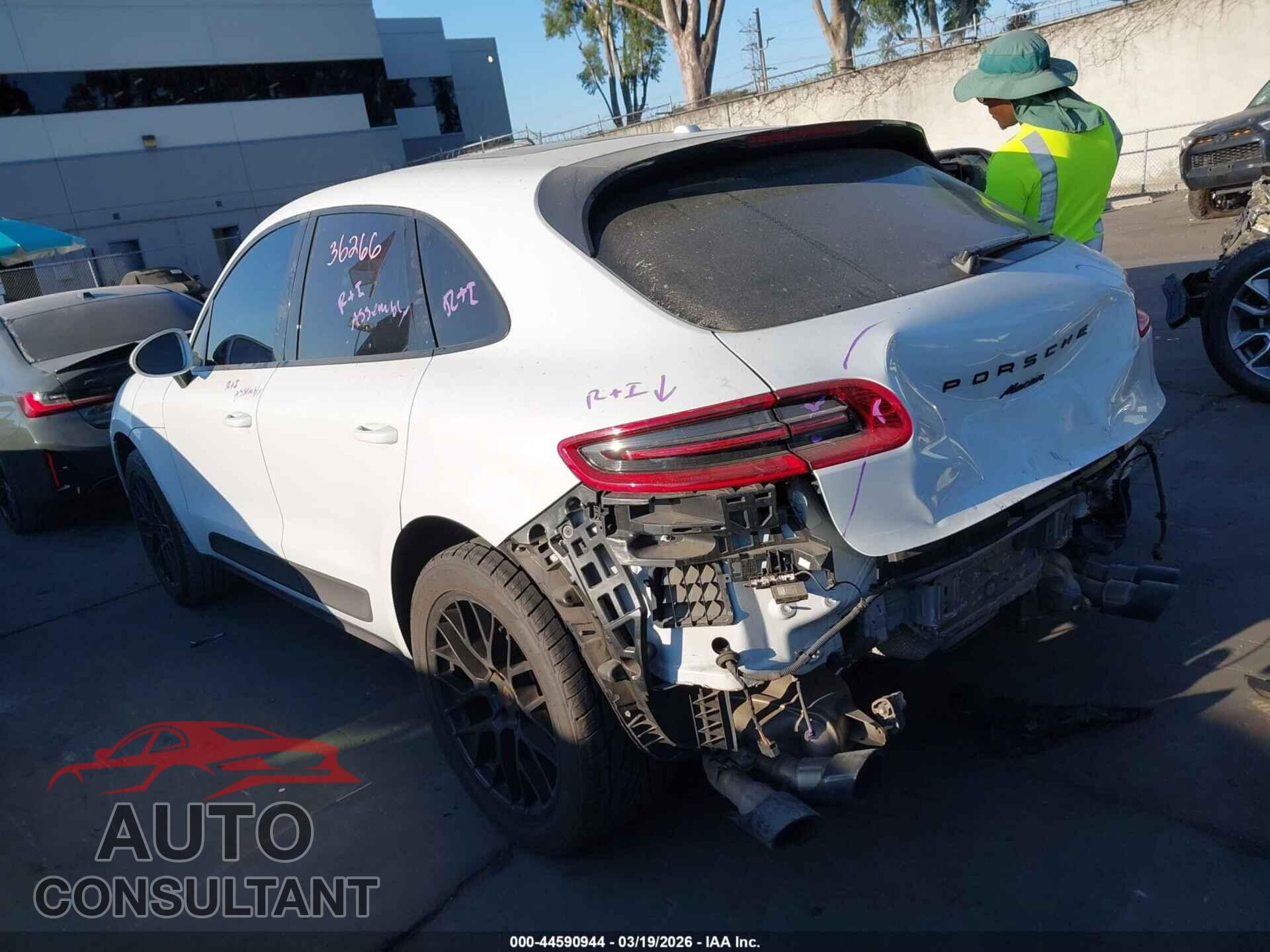PORSCHE MACAN 2018 - WP1AA2A59JLB14780