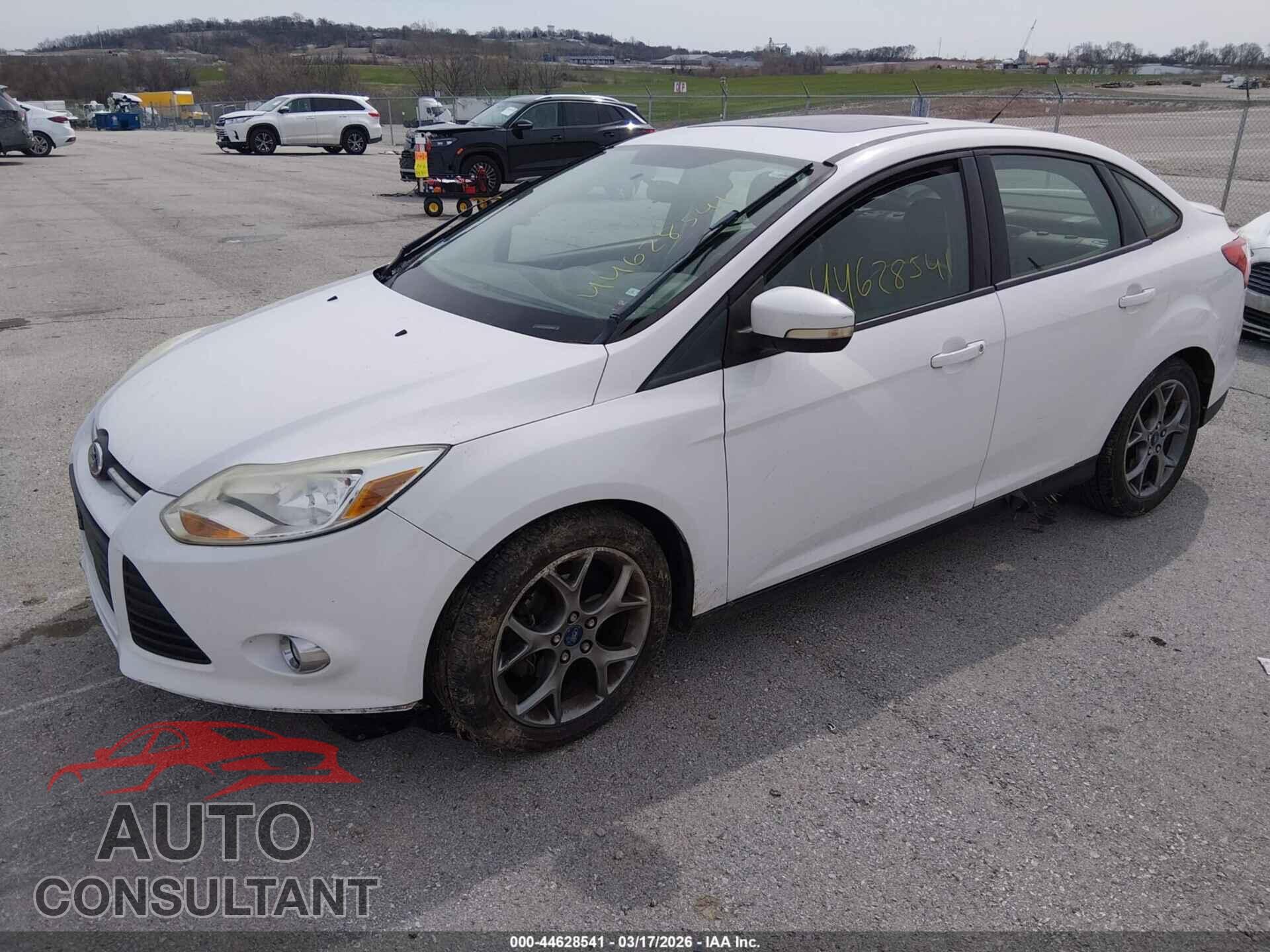 FORD FOCUS 2013 - 1FADP3F25DL205086