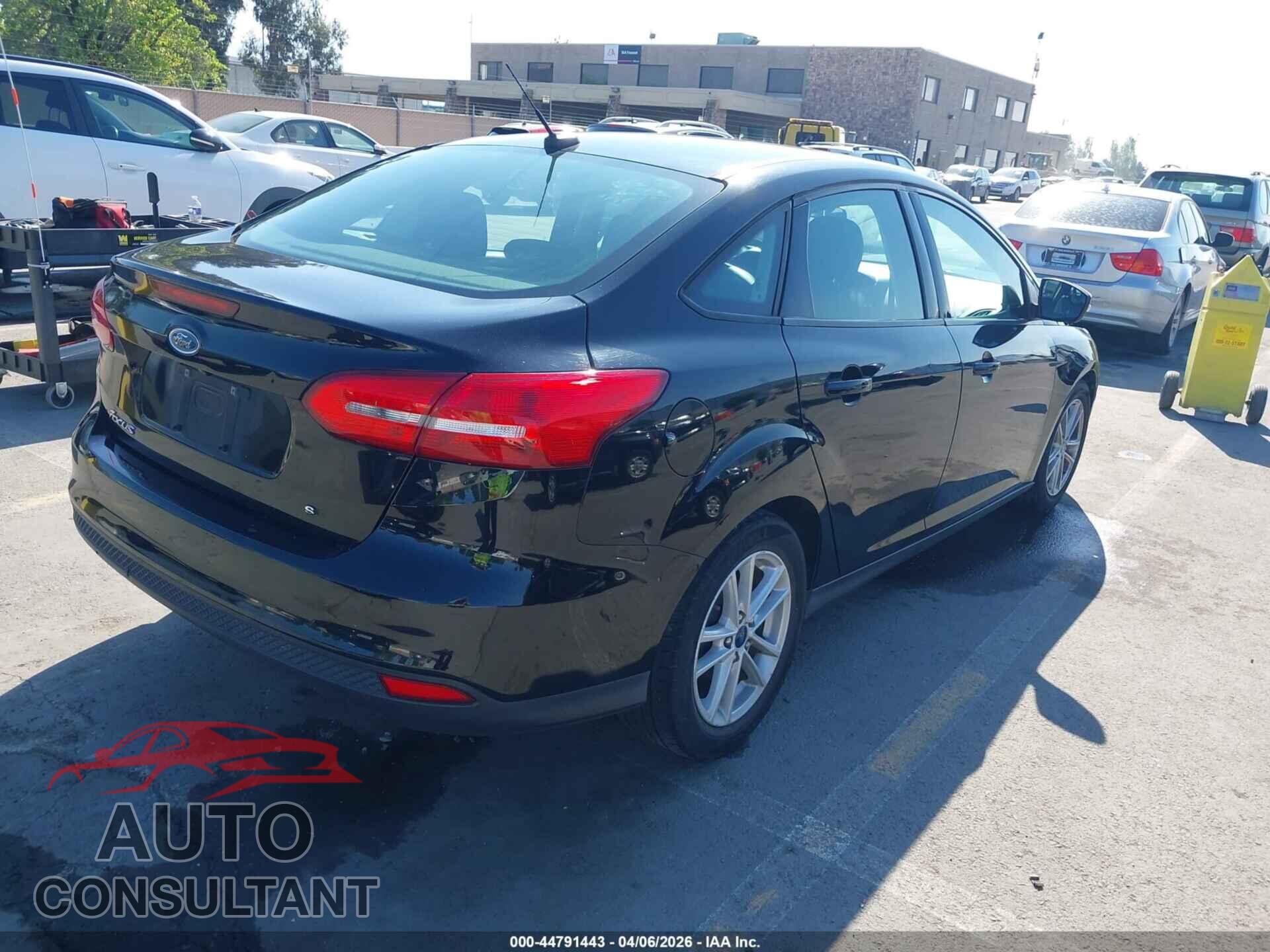 FORD FOCUS 2017 - 1FADP3F2XHL315816