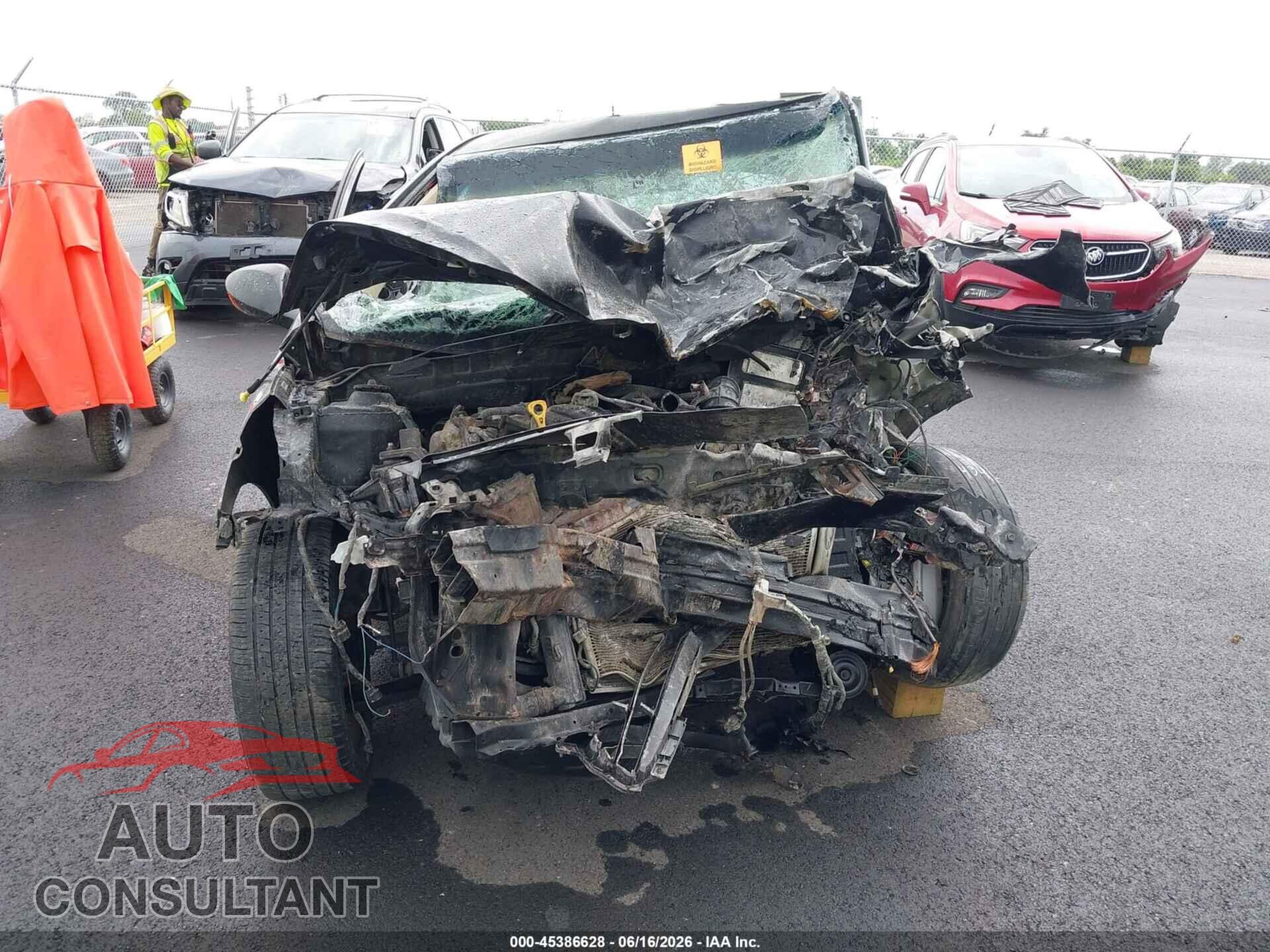 HYUNDAI ACCENT 2013 - KMHCU4AE7DU307839