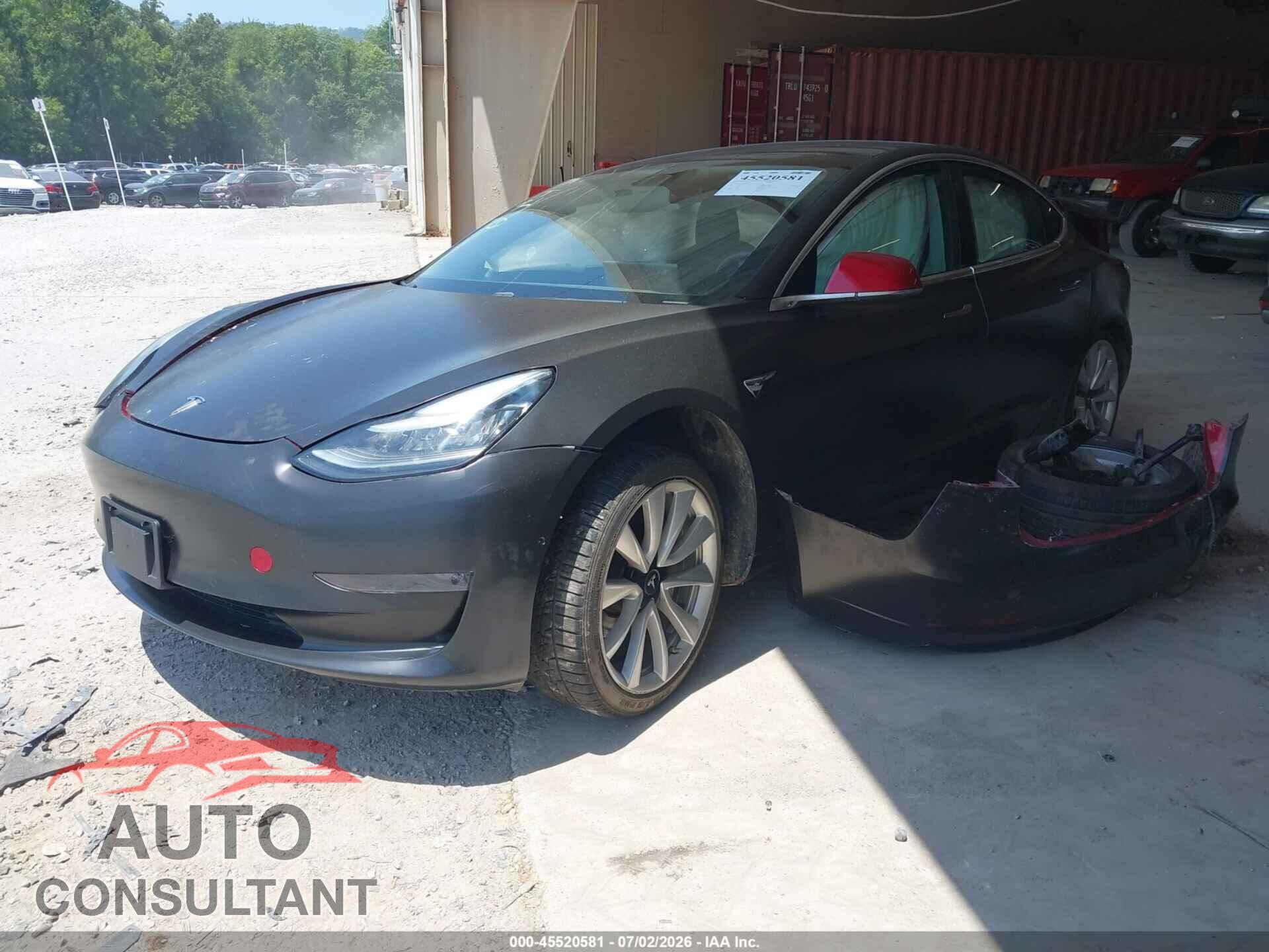 TESLA MODEL 3 2018 - 5YJ3E1EA4JF032135