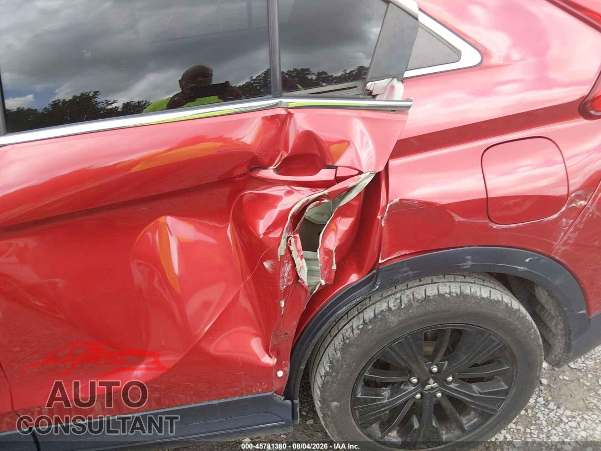 MITSUBISHI ECLIPSE CROSS 2018 - JA4AT4AA8JZ070329