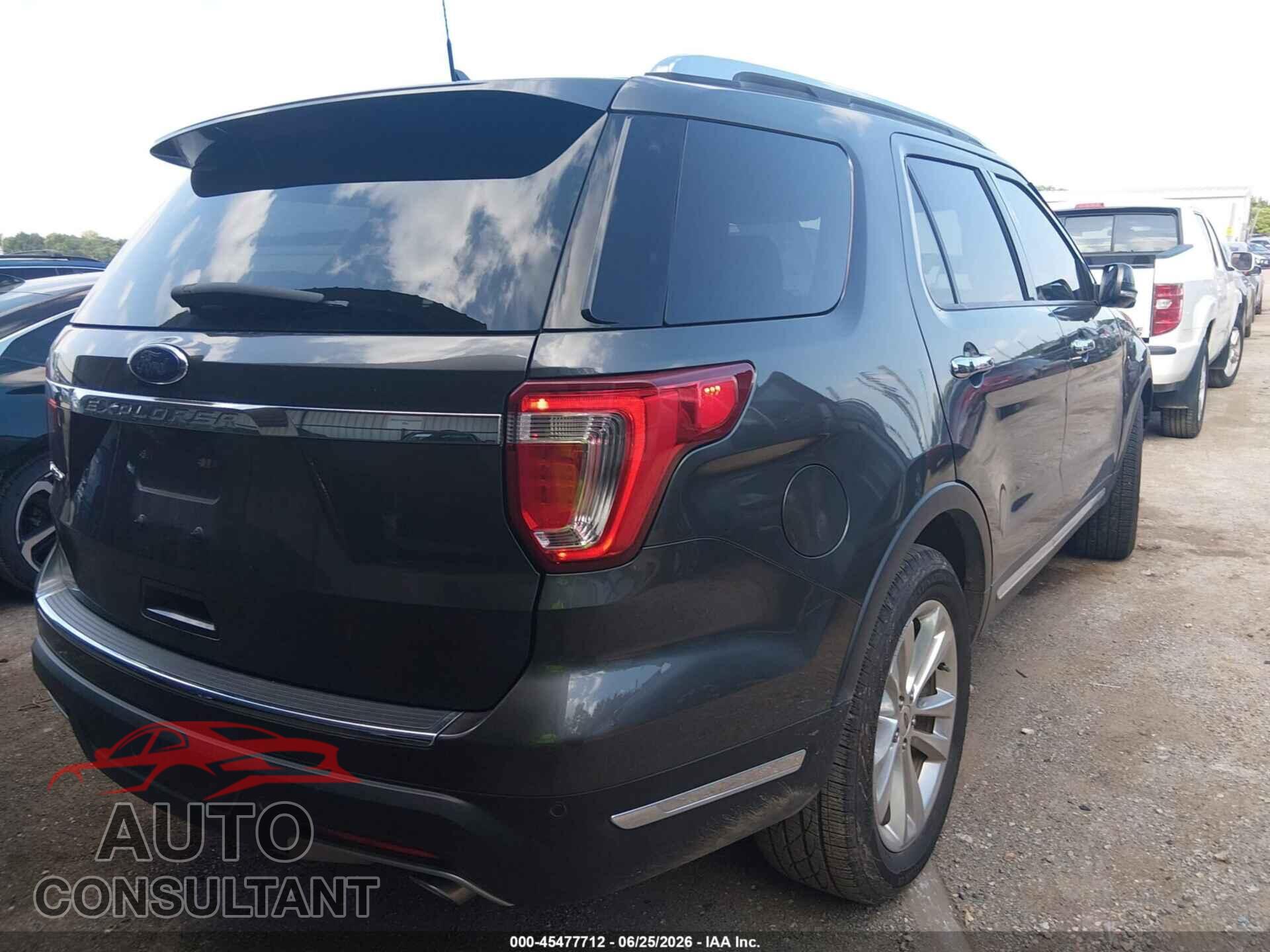 FORD EXPLORER 2018 - 1FM5K7F81JGB99571