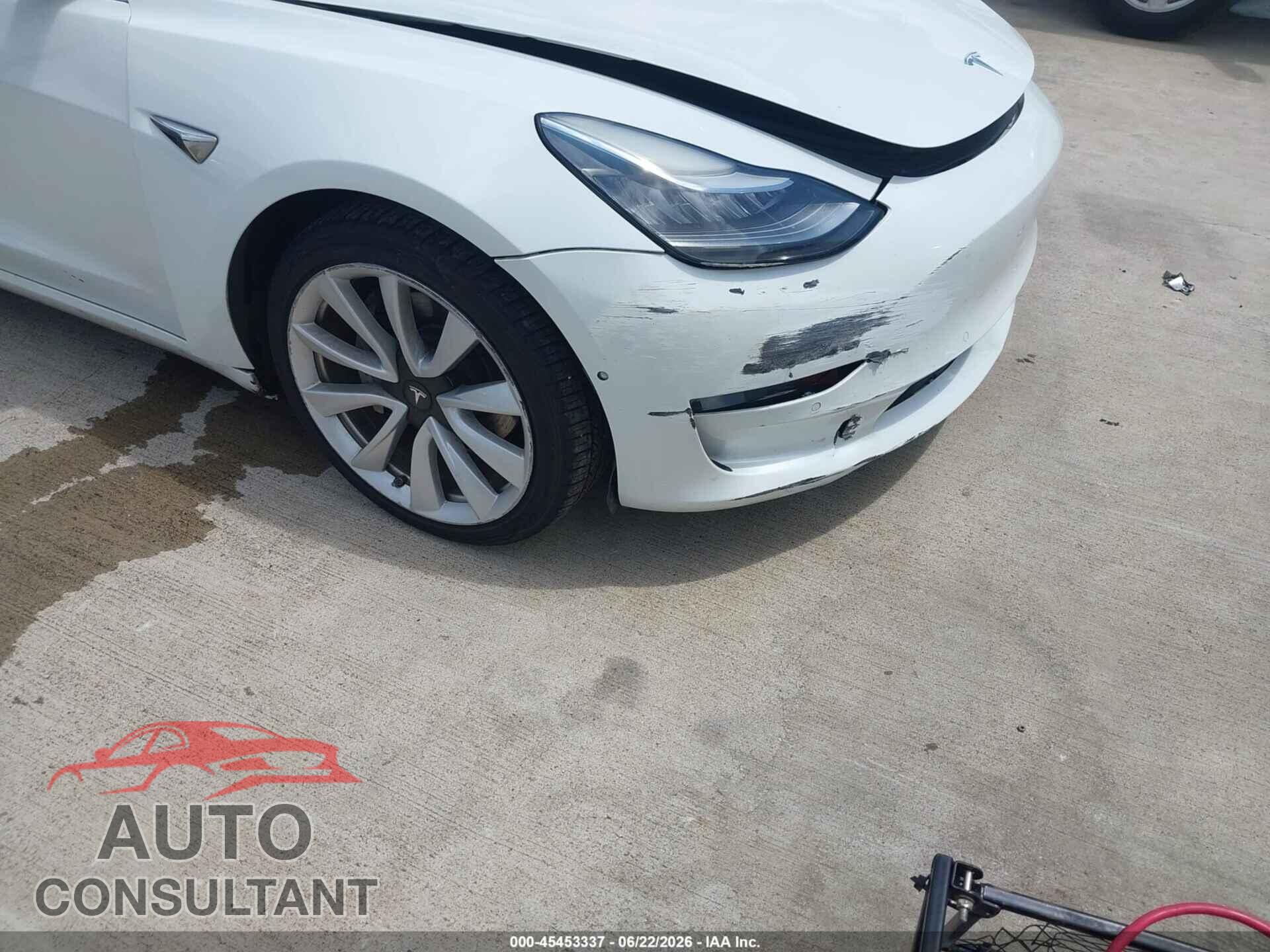 TESLA MODEL 3 2020 - 5YJ3E1EB3LF667357