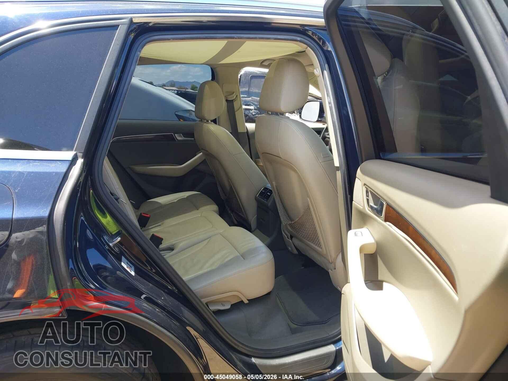 AUDI Q5 2011 - WA1CFAFP1BA092913