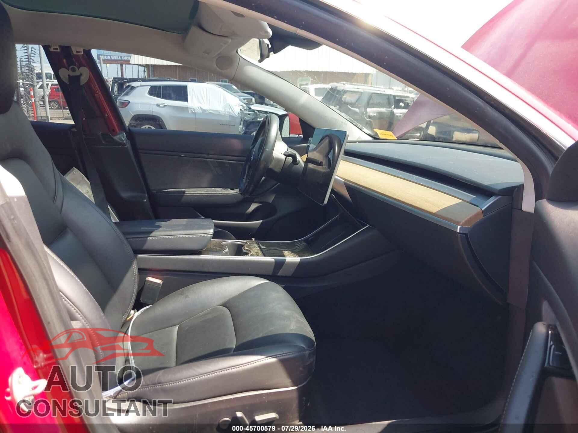 TESLA MODEL 3 2019 - 5YJ3E1EA1KF307638