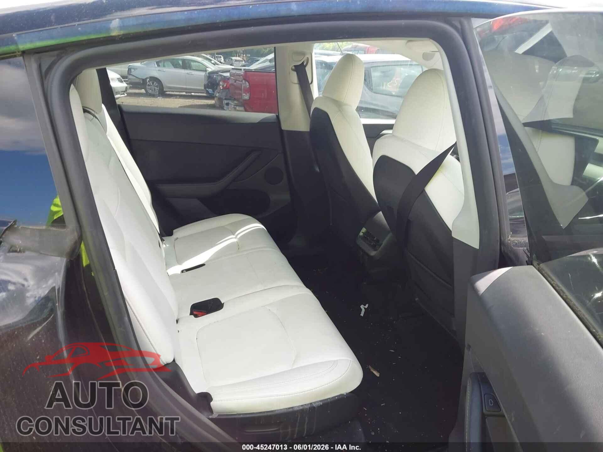 TESLA MODEL Y 2023 - 7SAYGAEE2PF766089