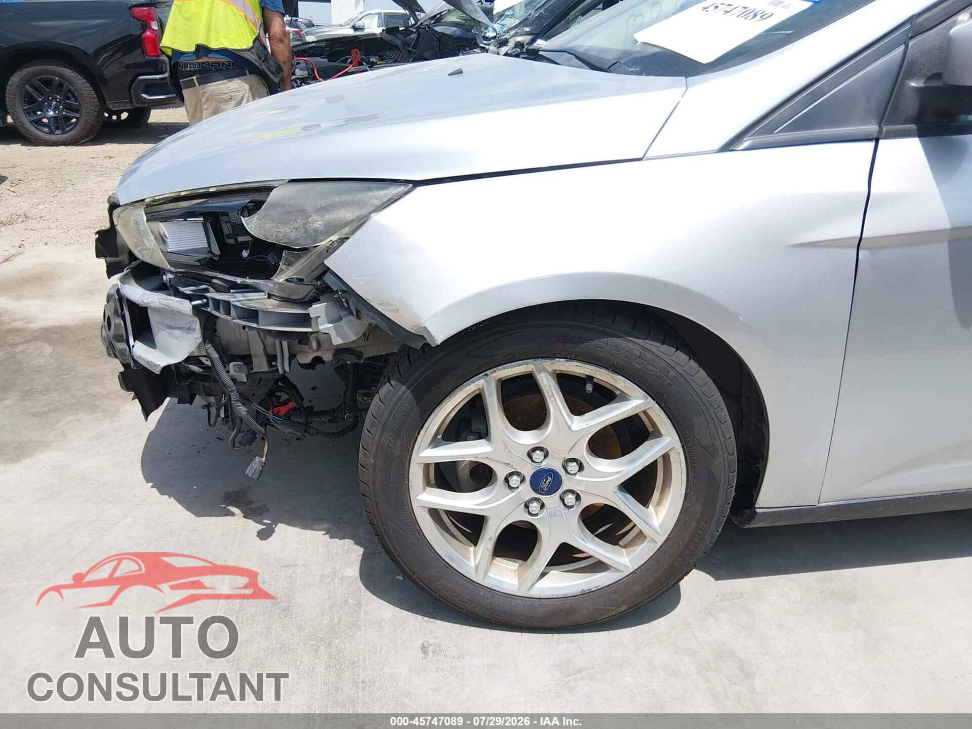 FORD FOCUS 2017 - 1FADP3M29HL232011